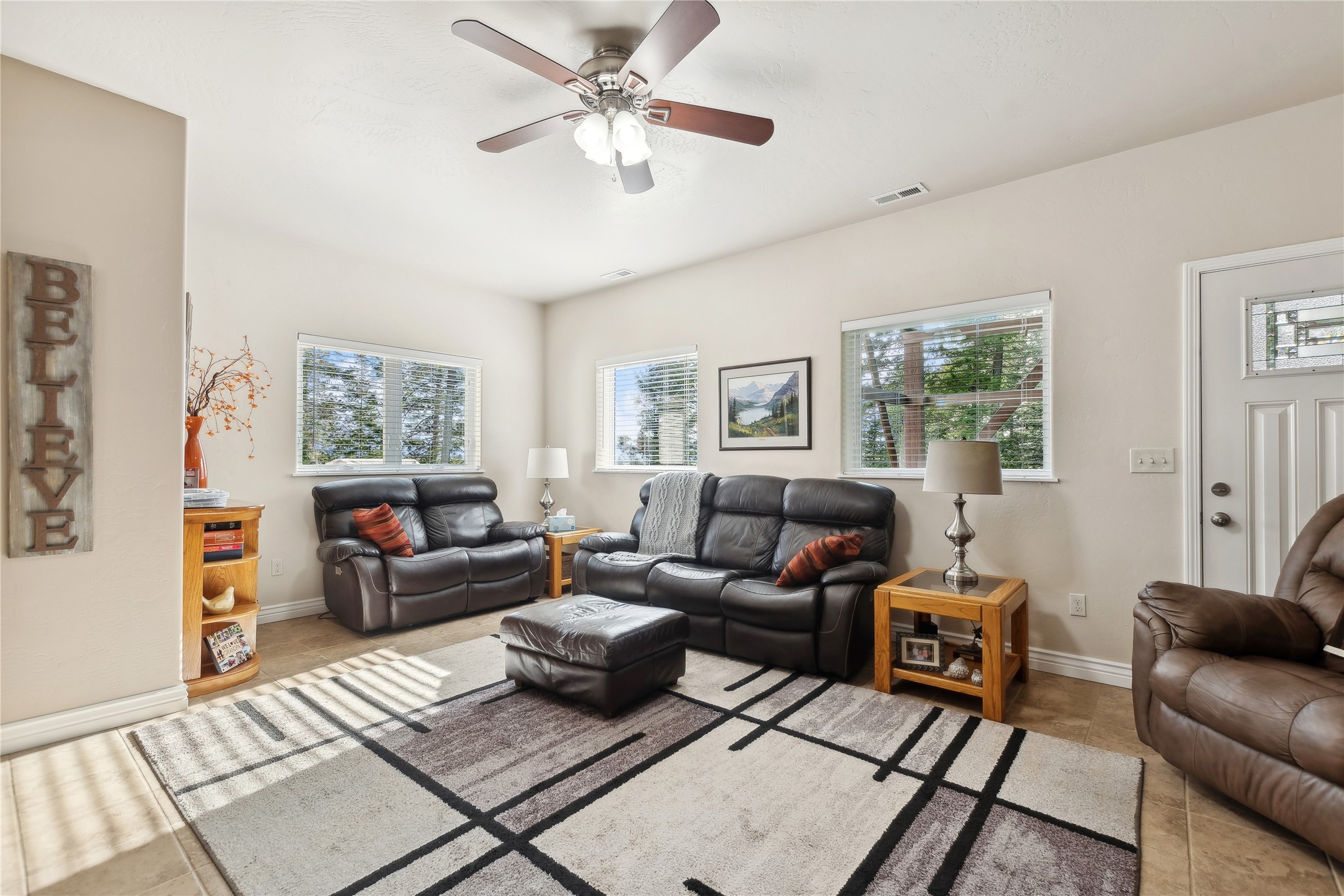 1530 Highway 206