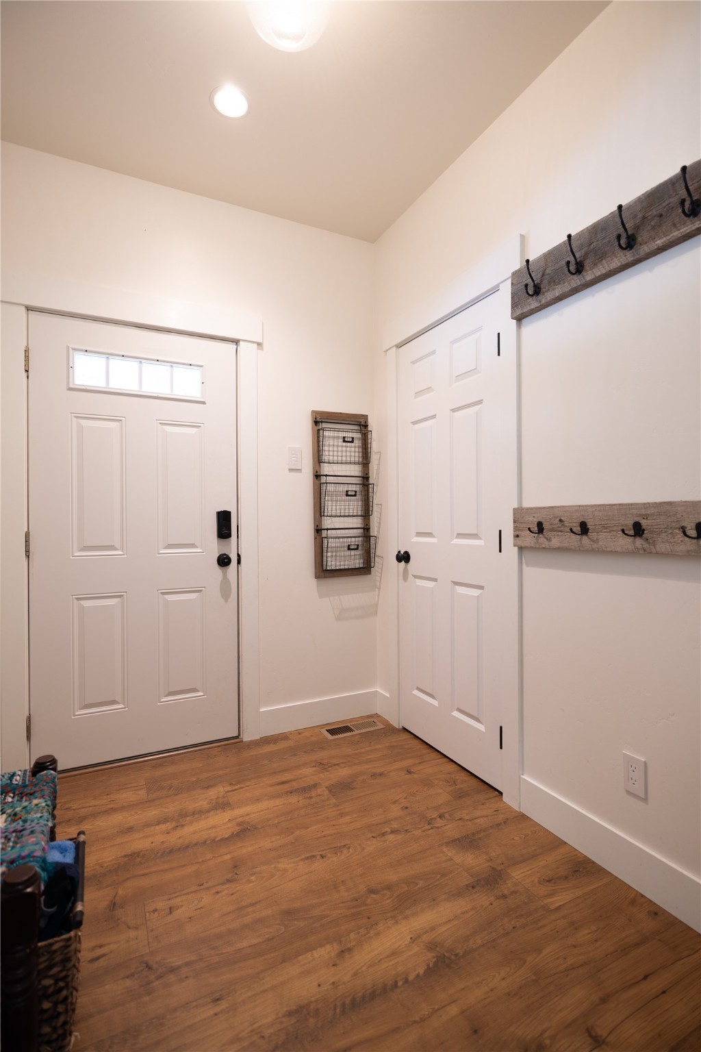 965 Ksanka Foothills Road