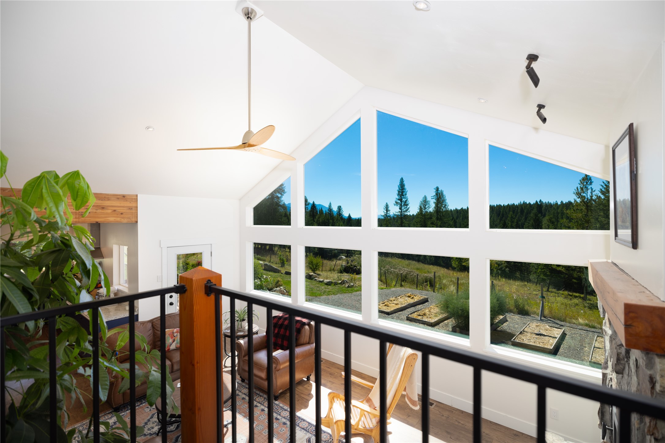 965 Ksanka Foothills Road