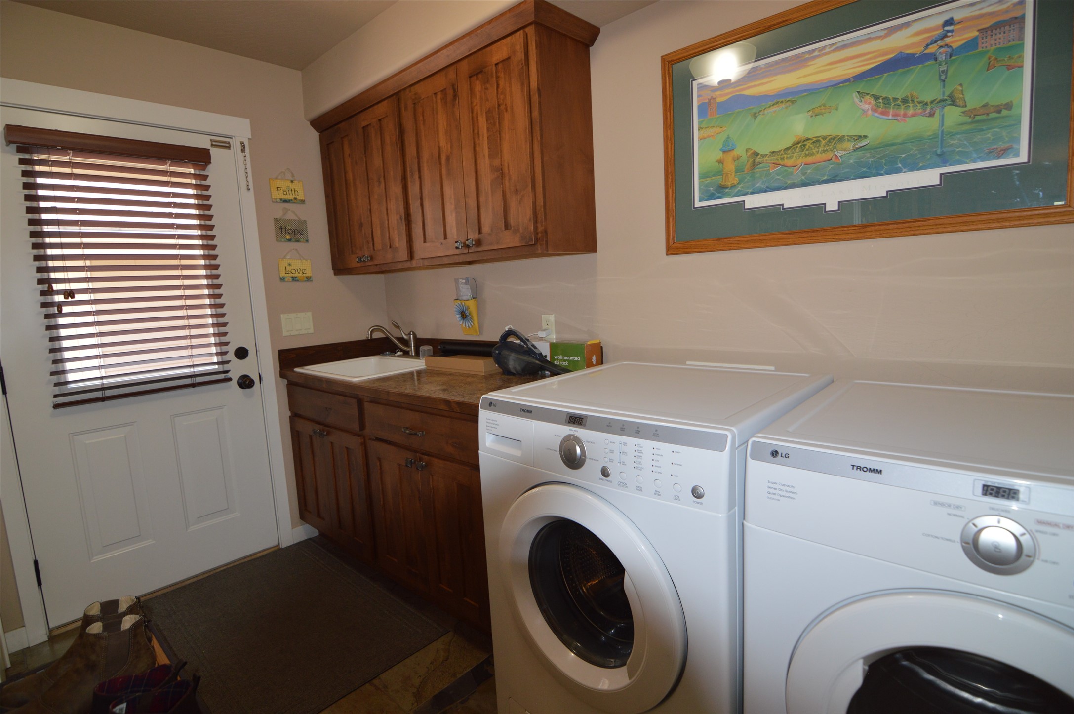 5145 River Lakes Parkway