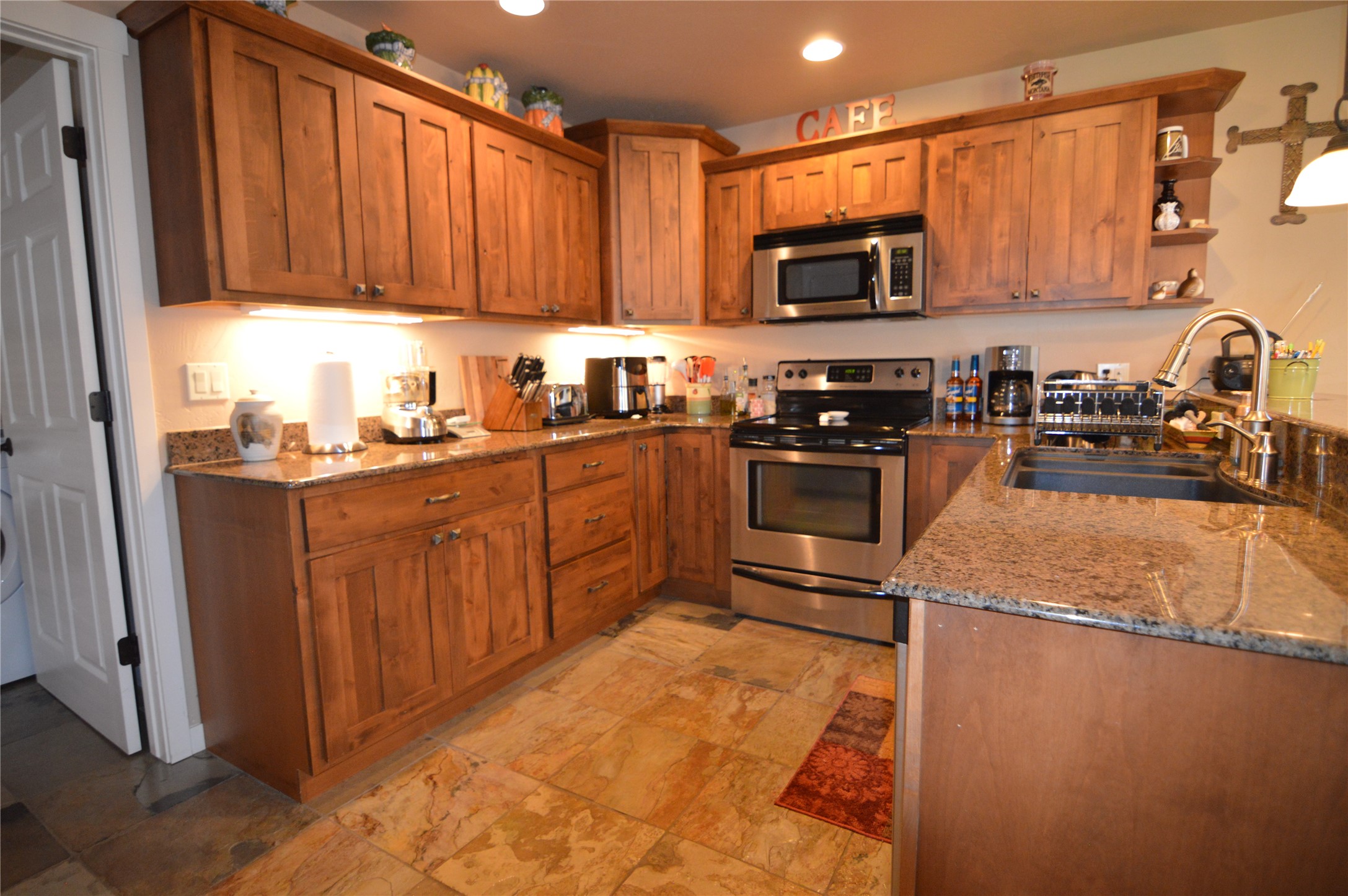 5145 River Lakes Parkway