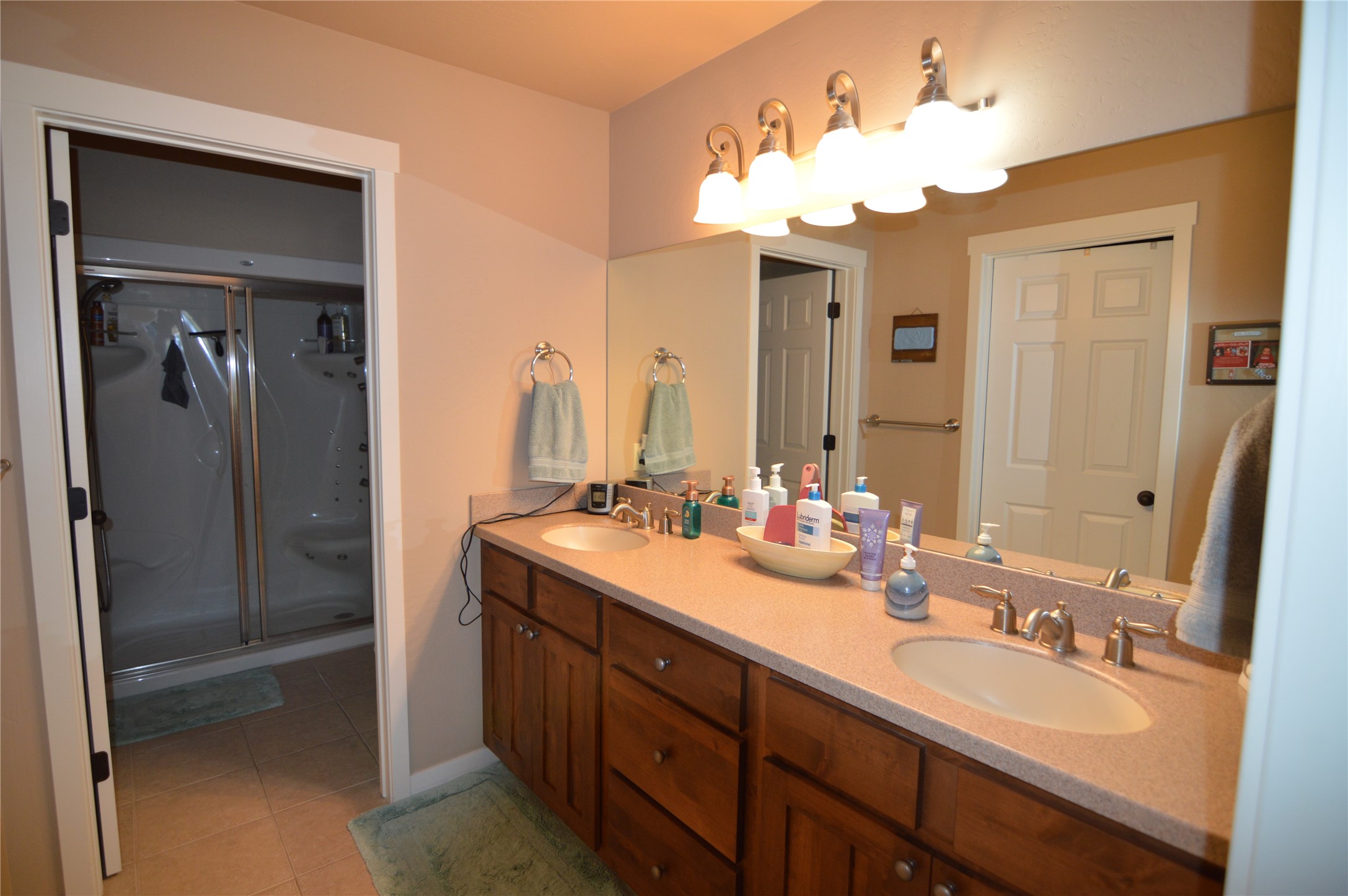 5145 River Lakes Parkway