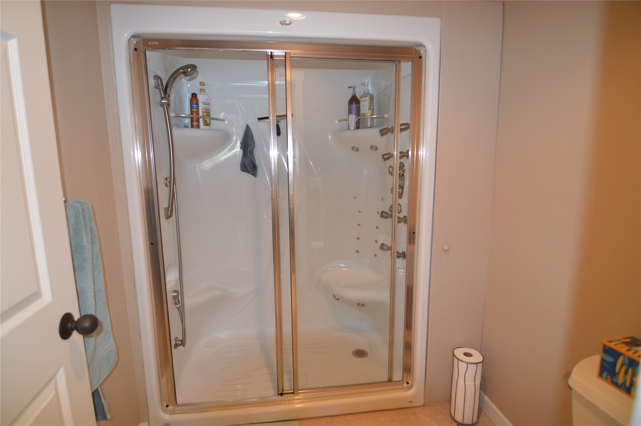 5145 River Lakes Parkway