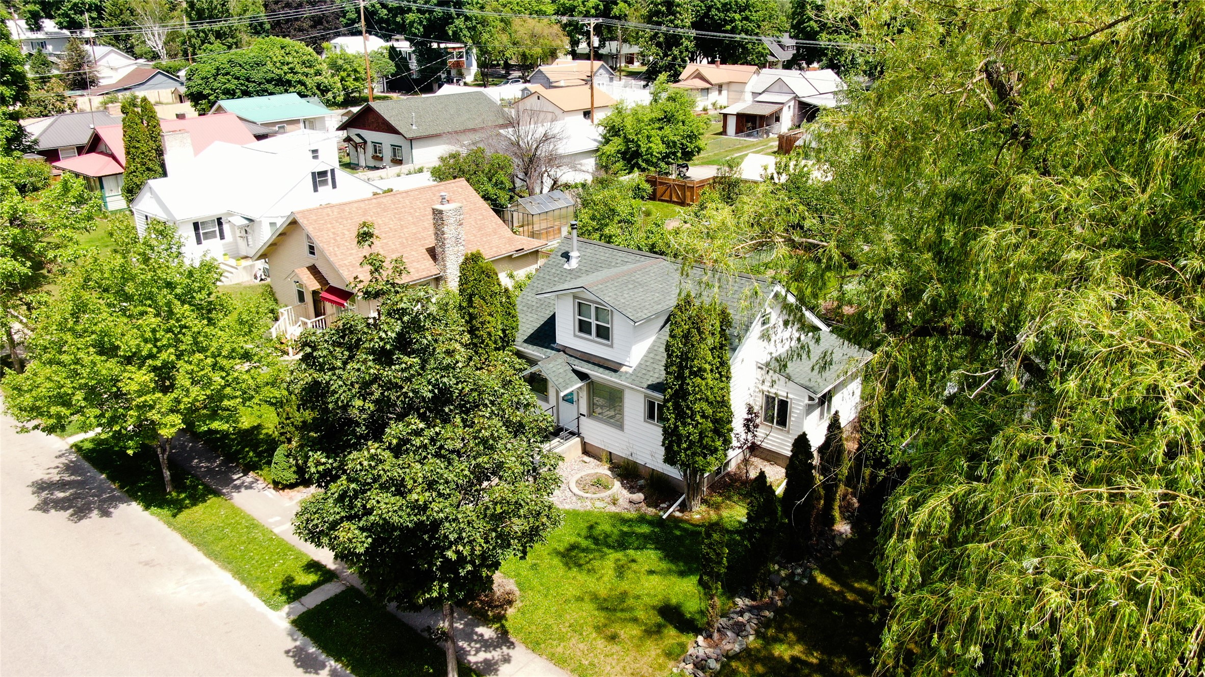 563 1st Avenue East North