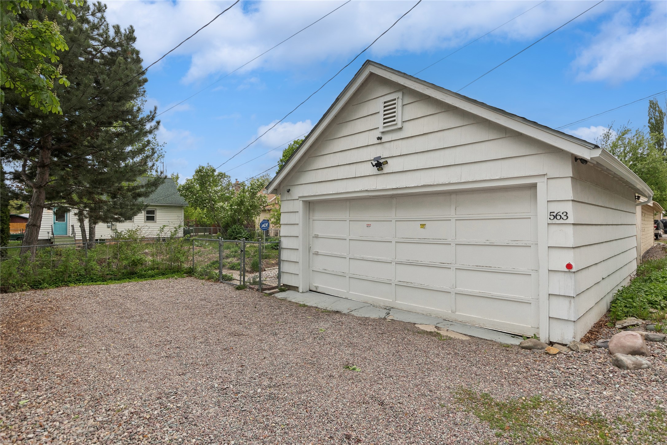 563 1st Avenue East North