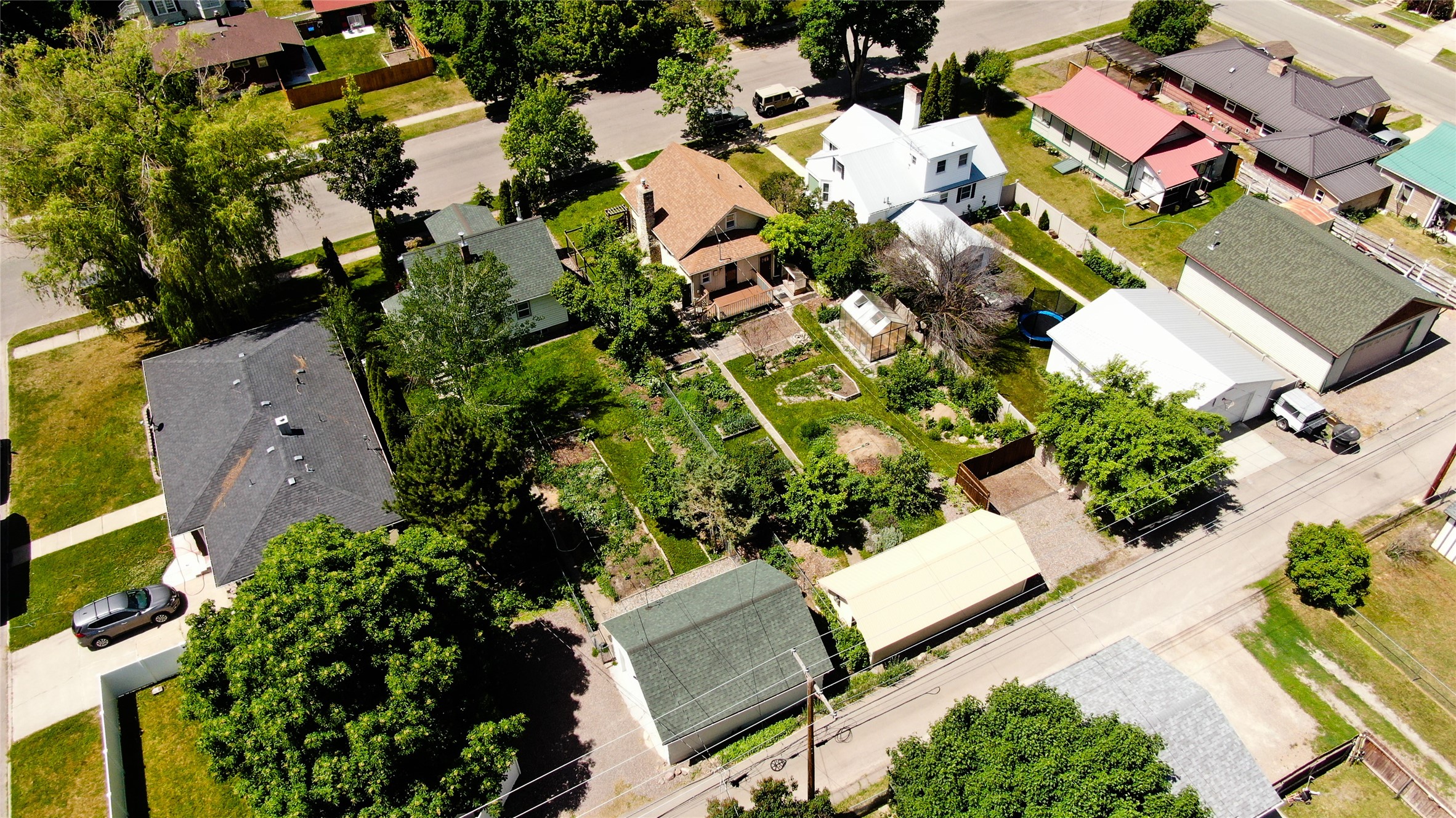 563 1st Avenue East North