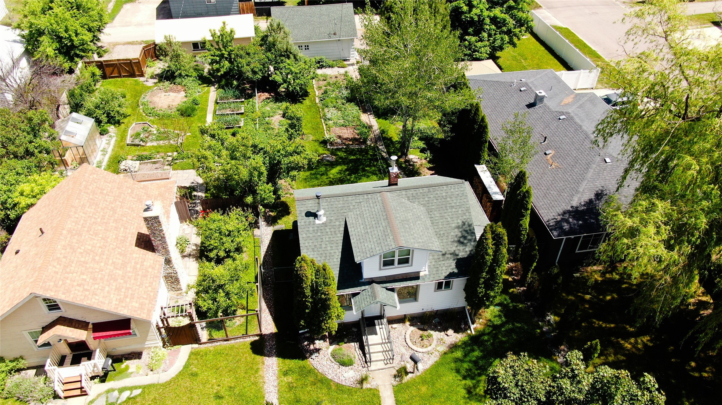 563 1st Avenue East North