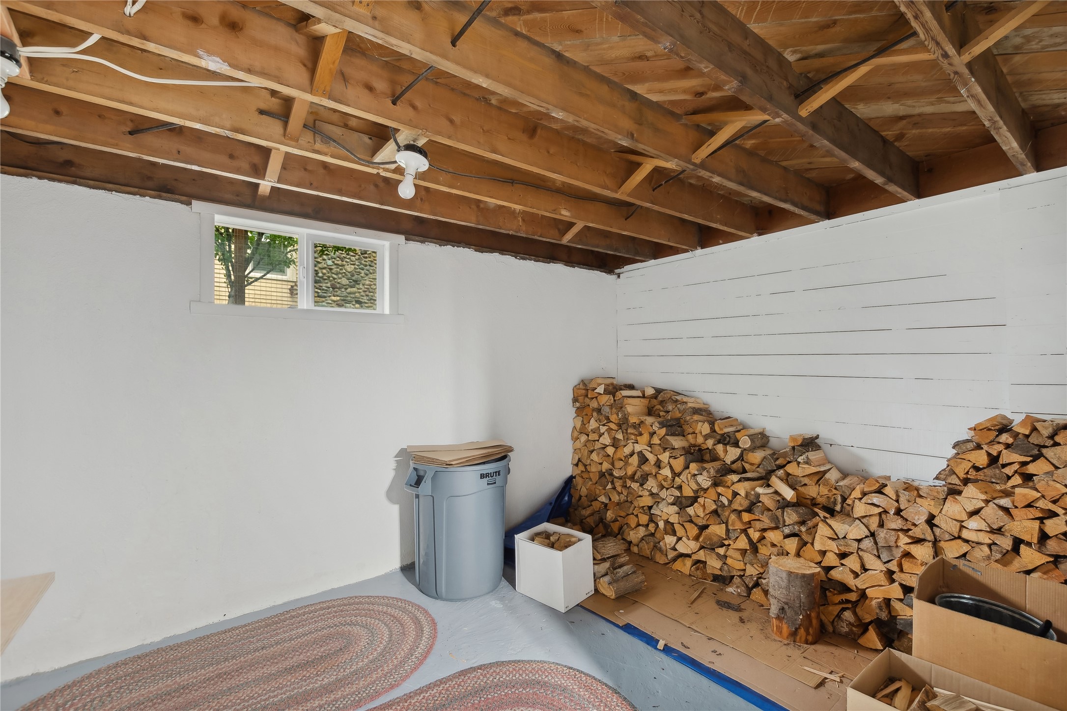 563 1st Avenue East North