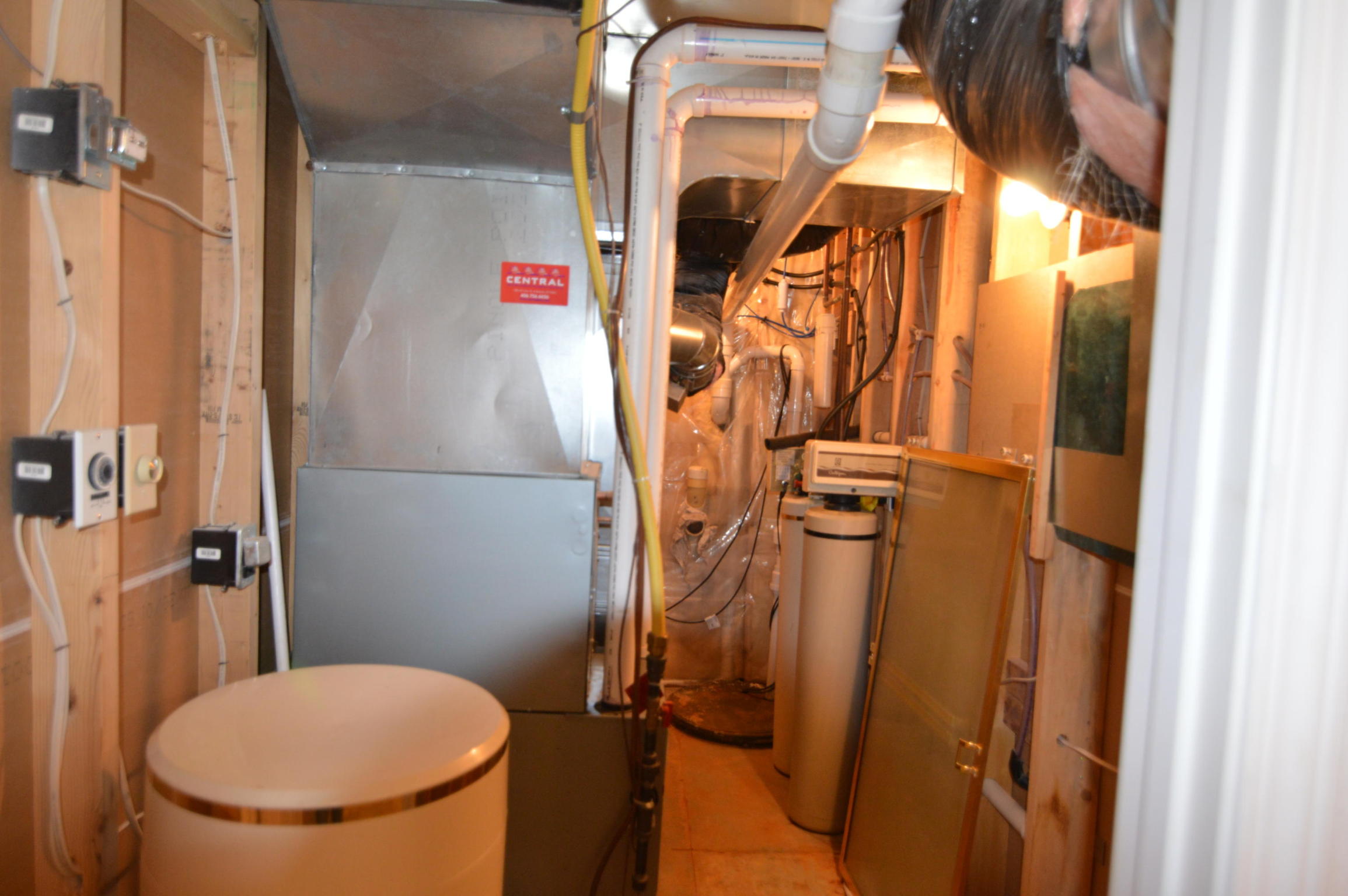 2230 Whalebone Drive