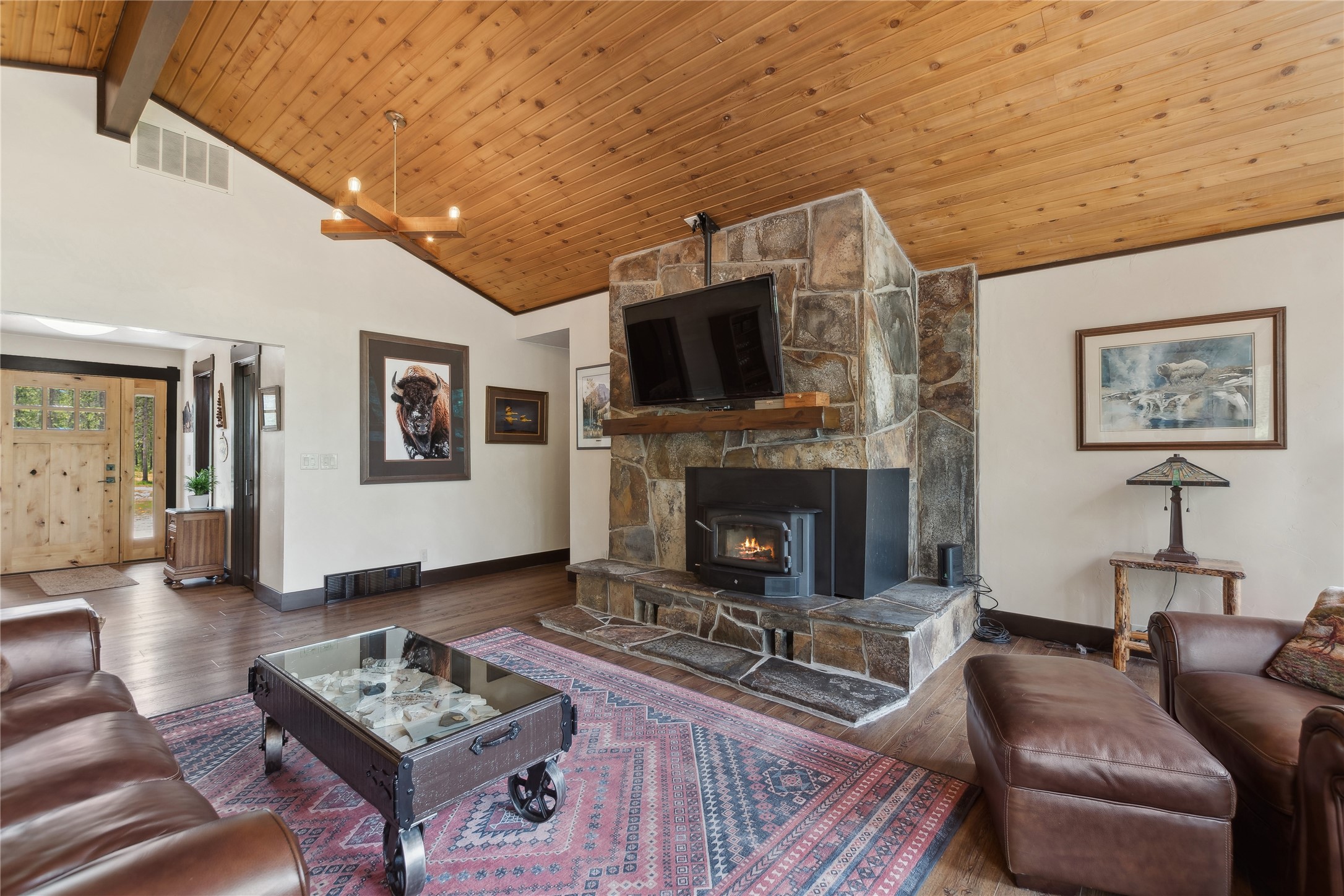 4749 Smokey Bear Lane