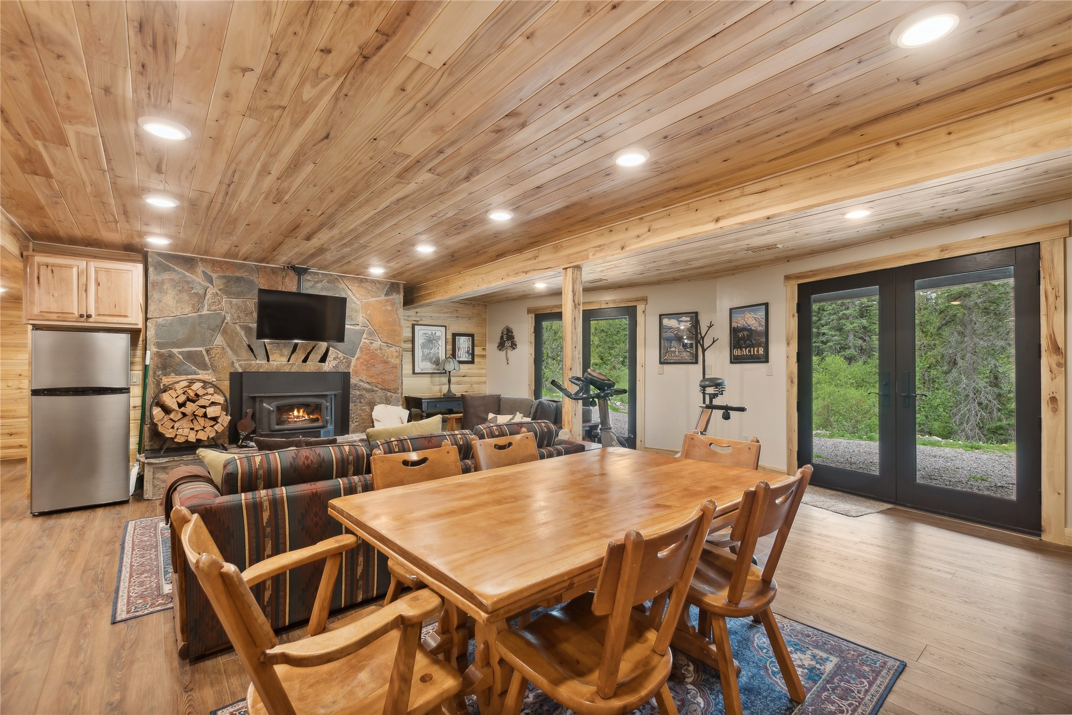 4749 Smokey Bear Lane