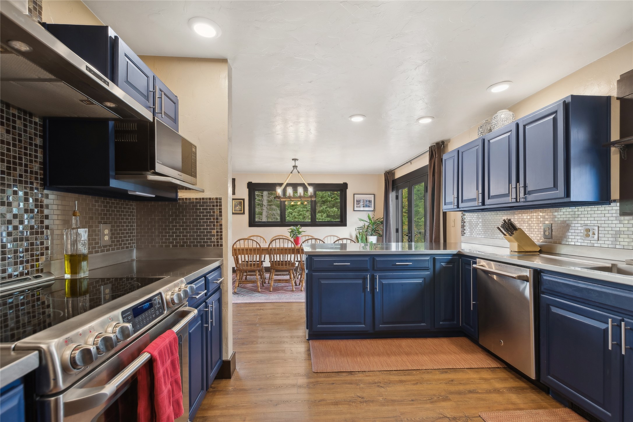 4749 Smokey Bear Lane