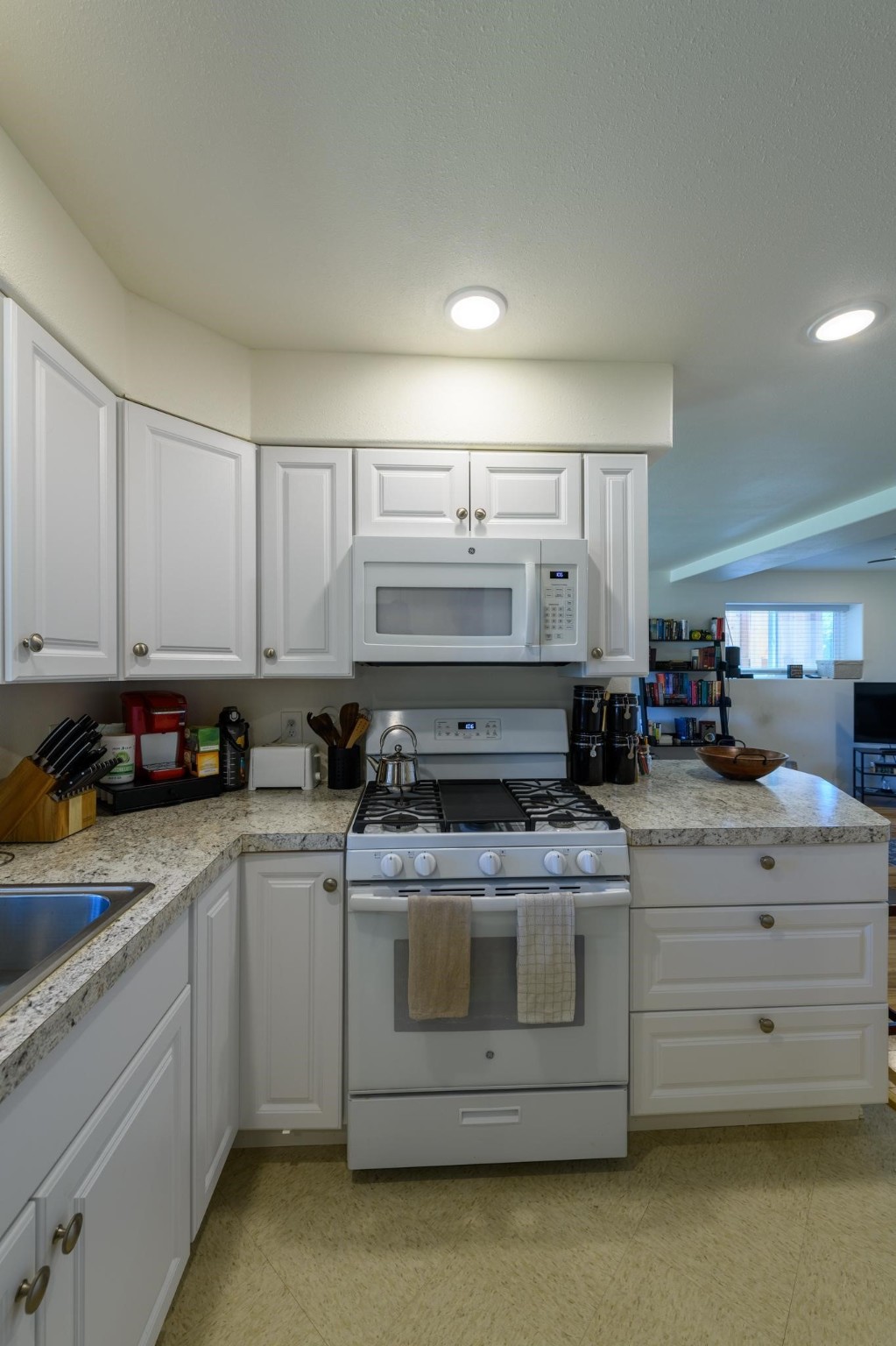 224 6th Avenue E Lot 23 & 24