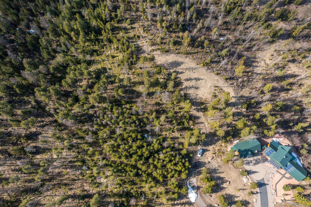 386 Glacier Hills Drive W