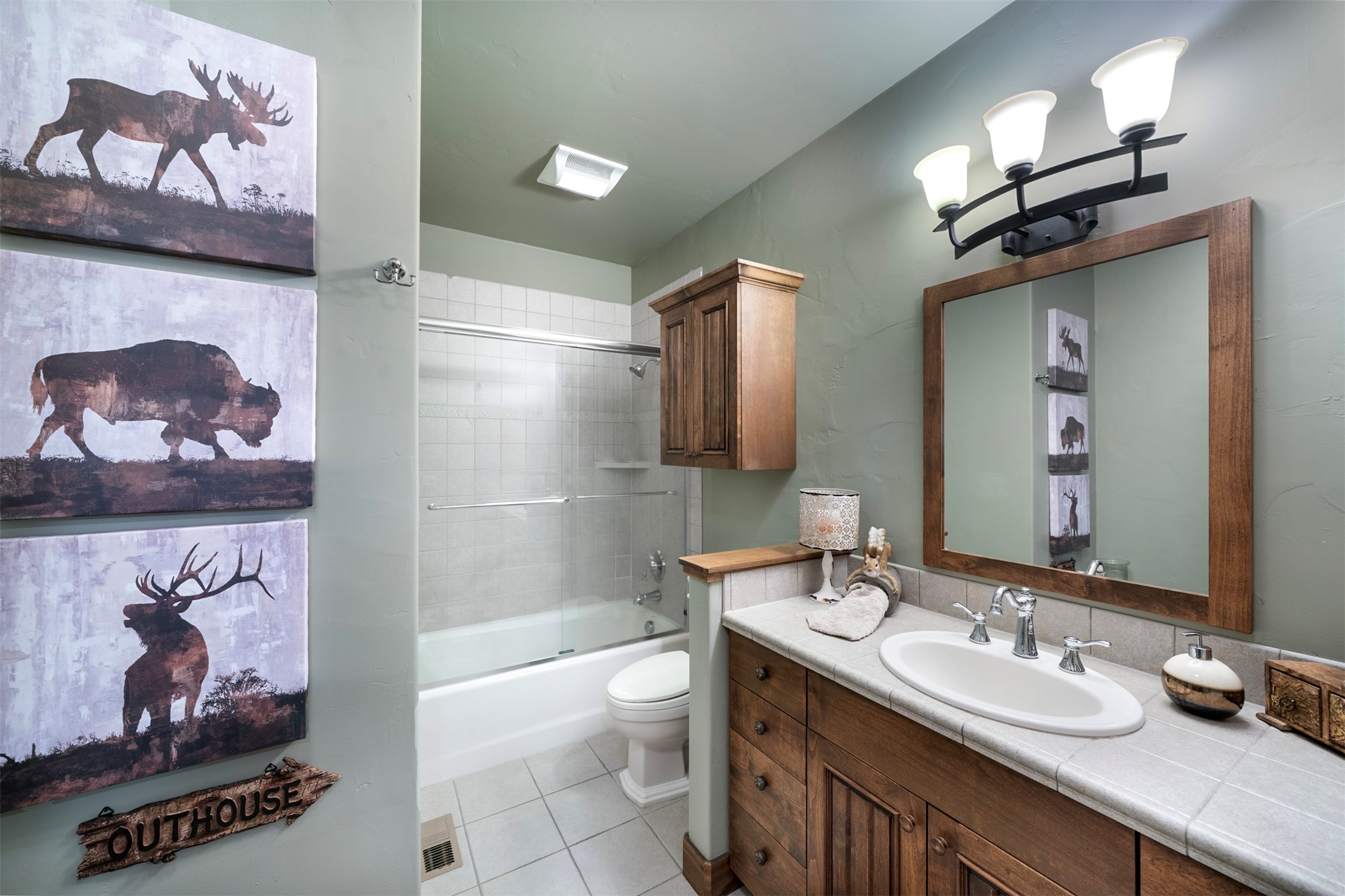 1055 Whispering Rock Road