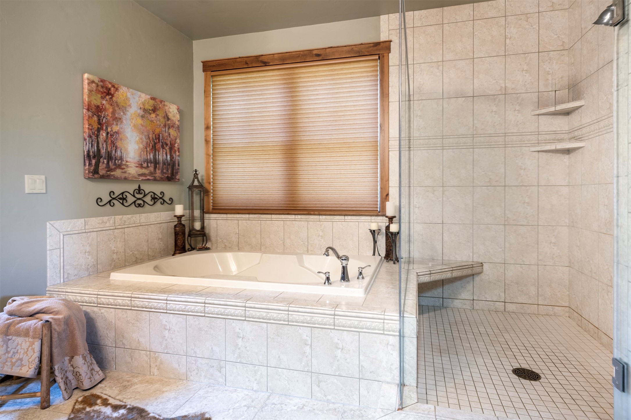 1055 Whispering Rock Road