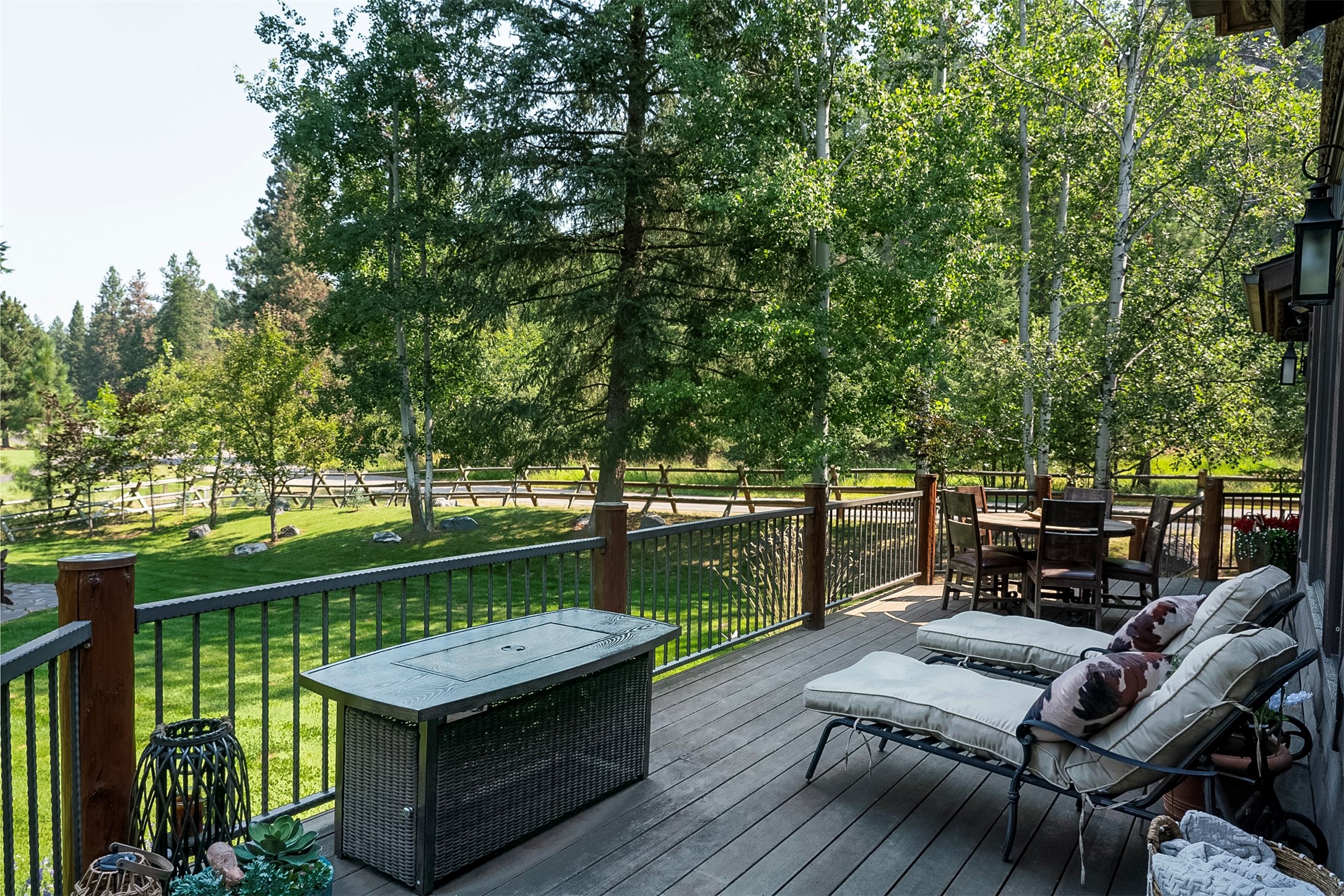 1055 Whispering Rock Road