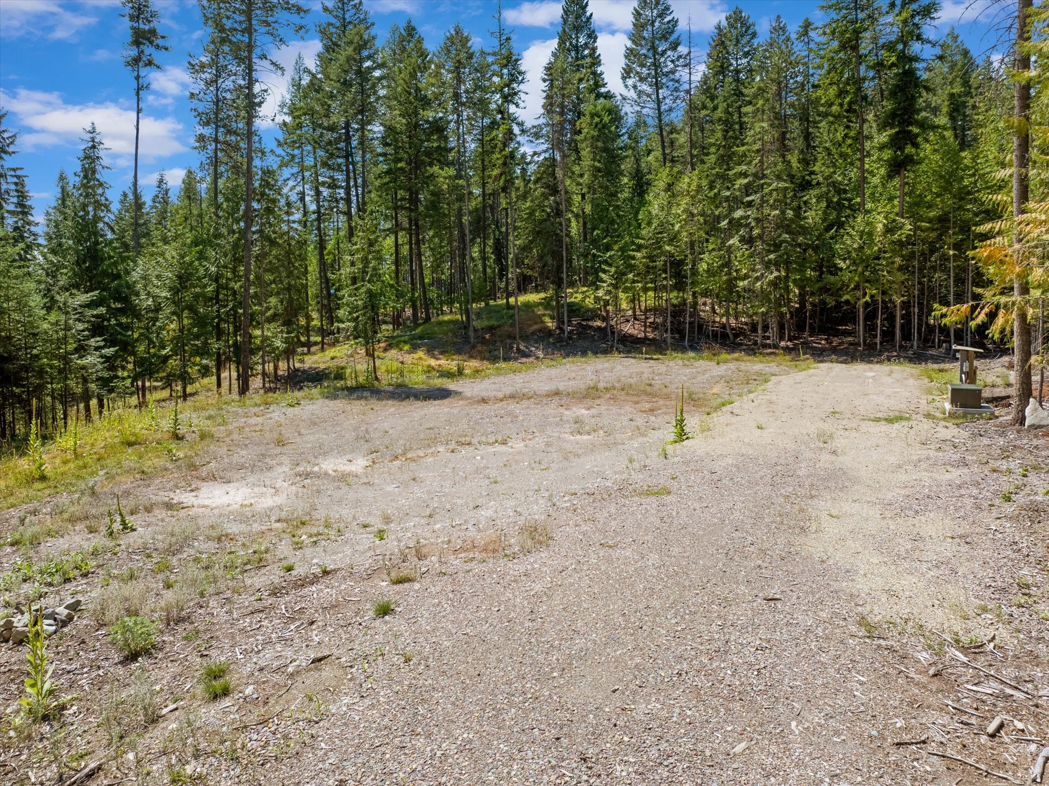 770 Northwoods Drive