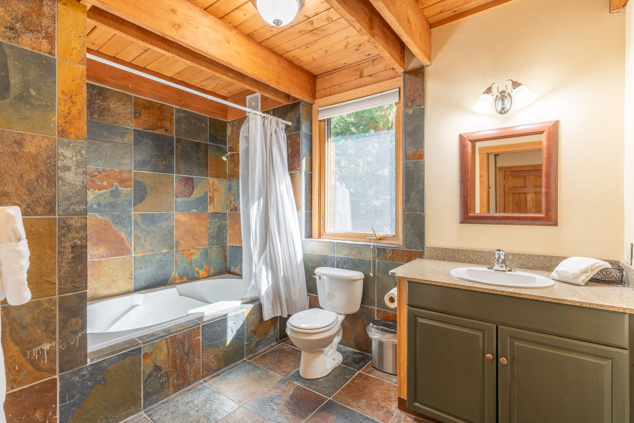 204 Cottonwood Drive