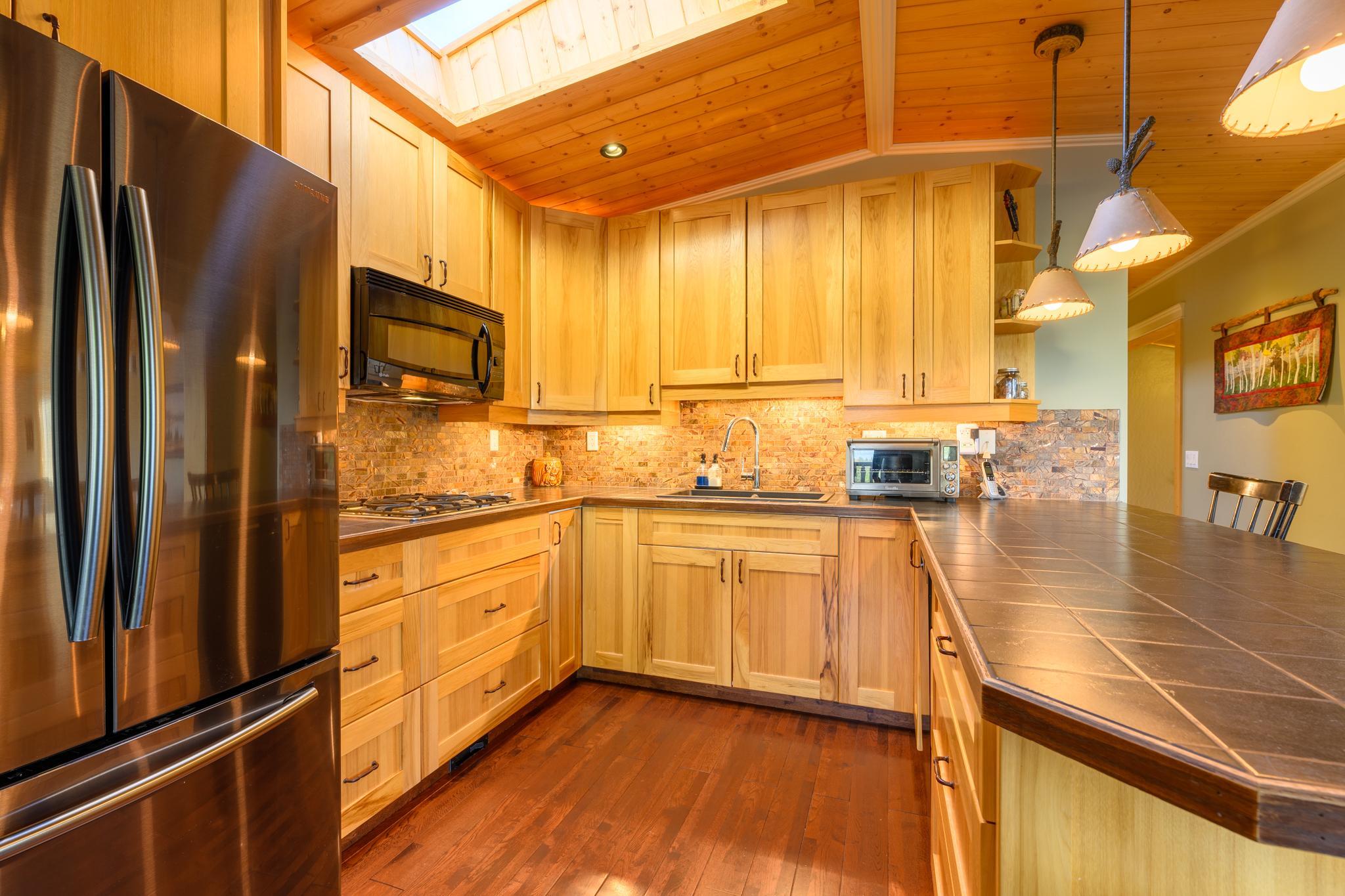 6877 Black Lake Road