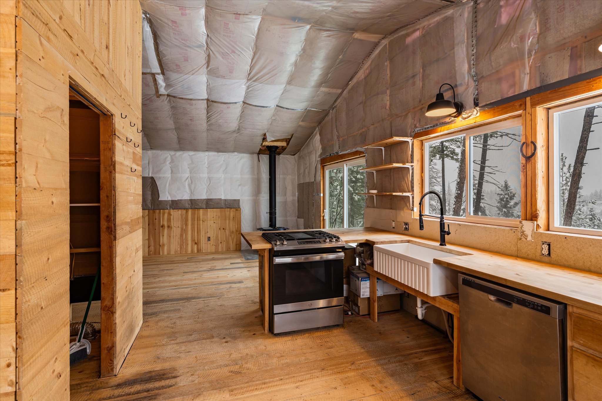 703 Tobacco Valley View Road