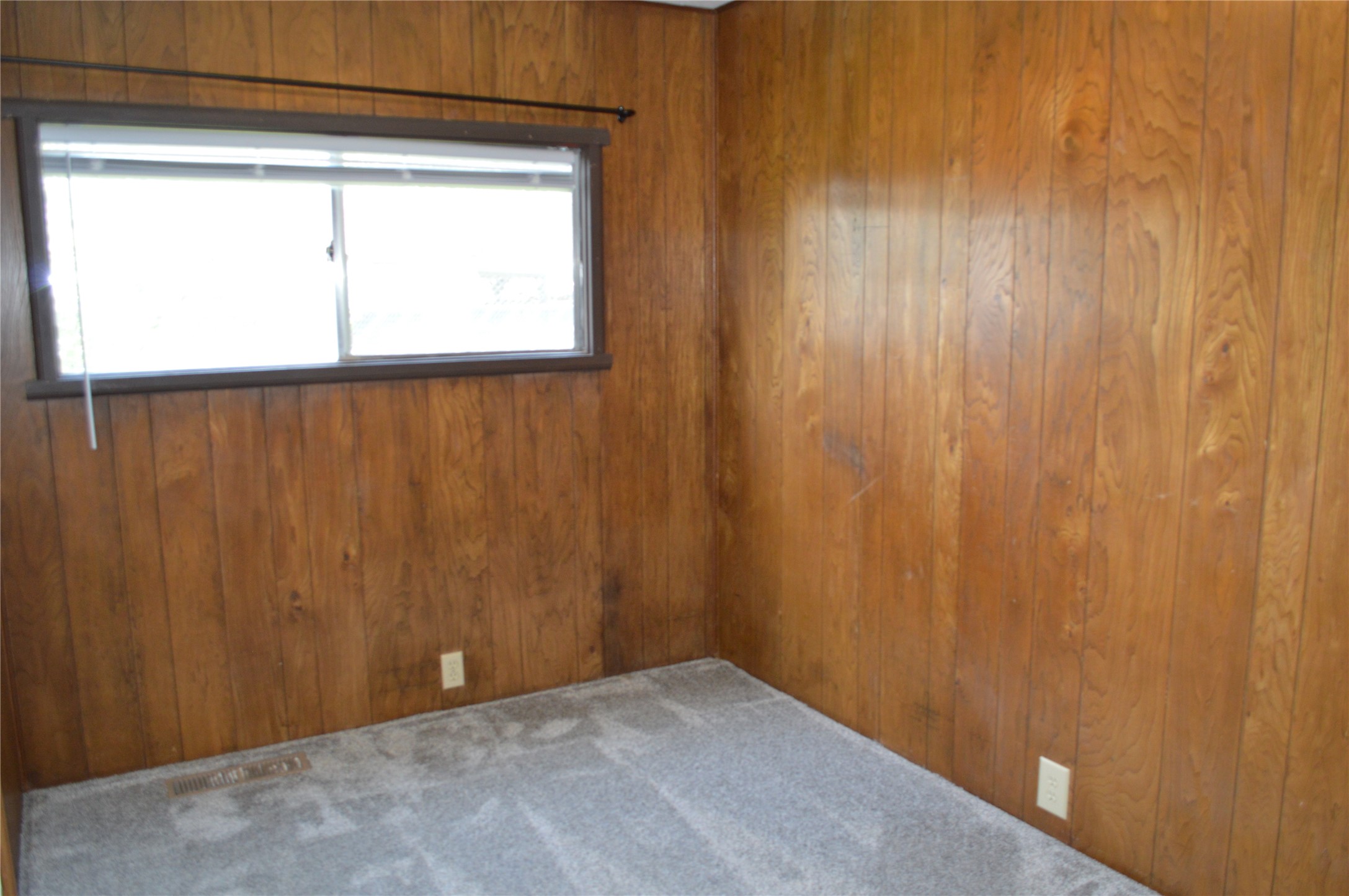 627 E Evergreen Drive