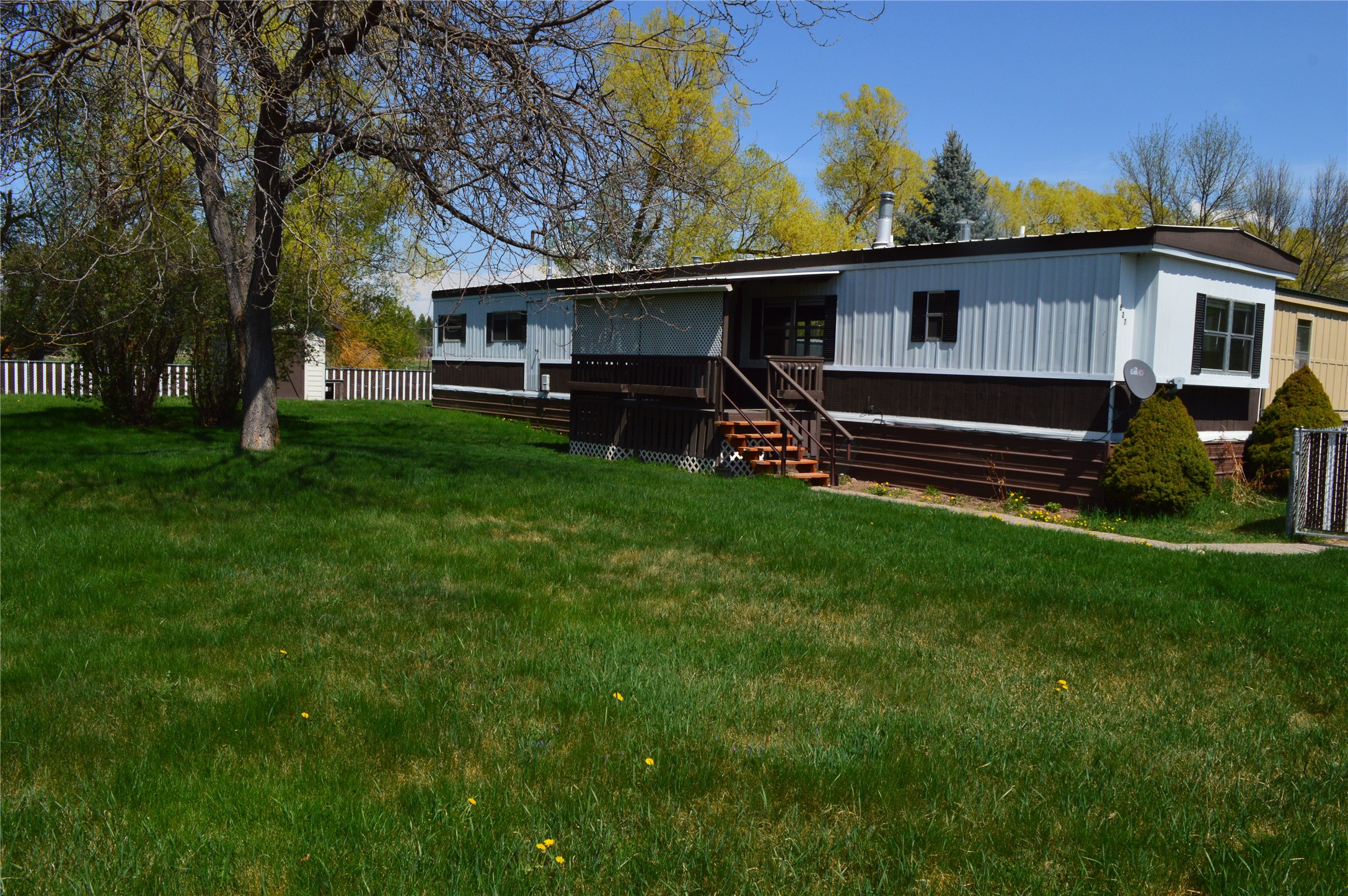 627 E Evergreen Drive