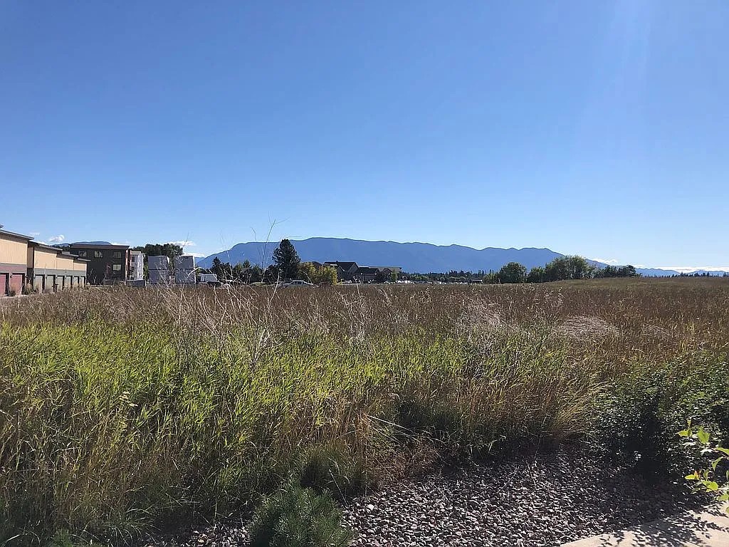 83 Elderberry Loop A