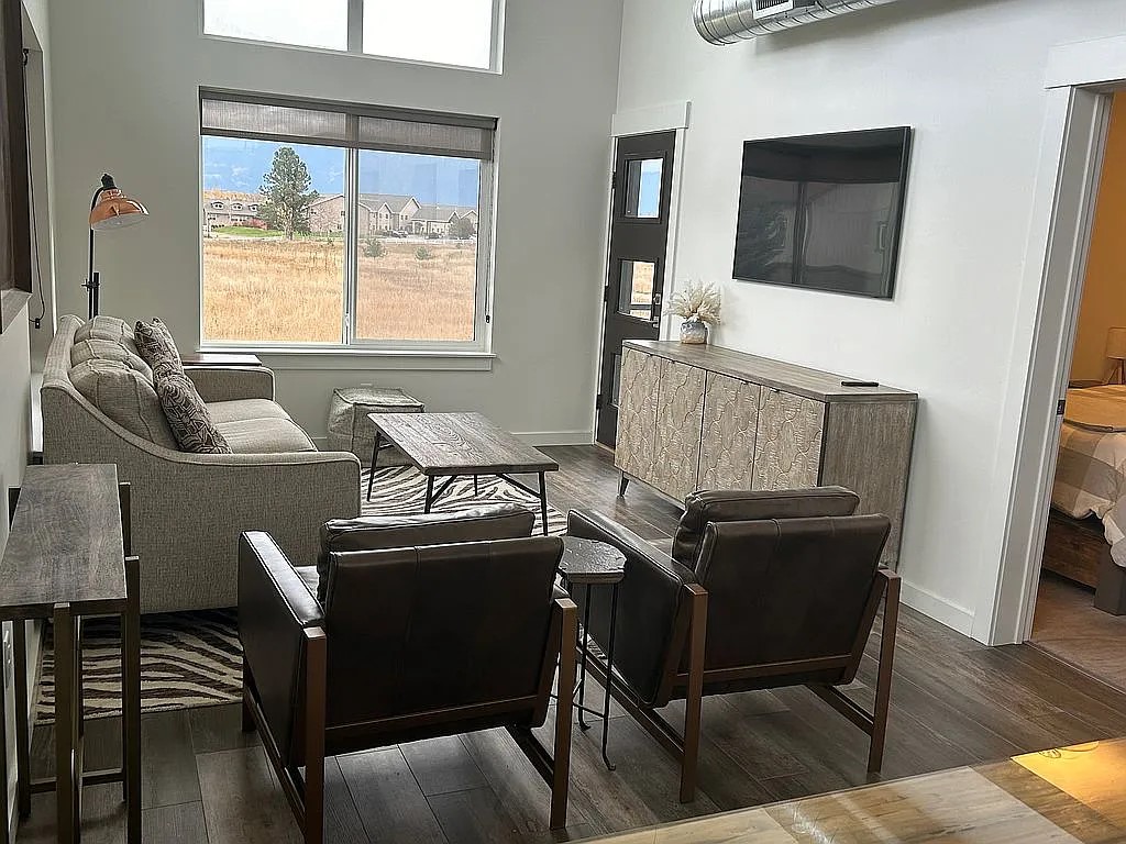 83 Elderberry Loop A