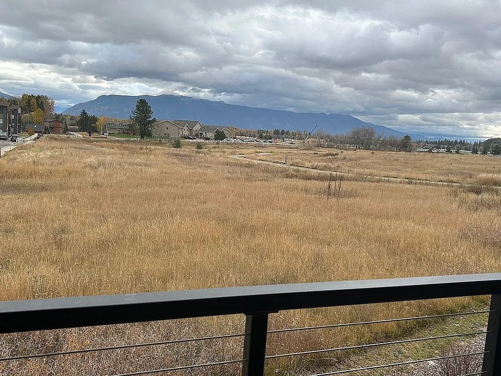 83 Elderberry Loop A