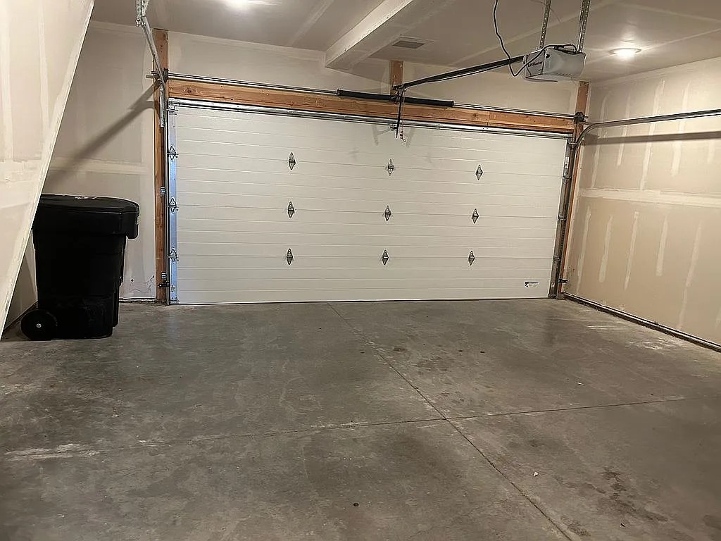 83 Elderberry Loop A