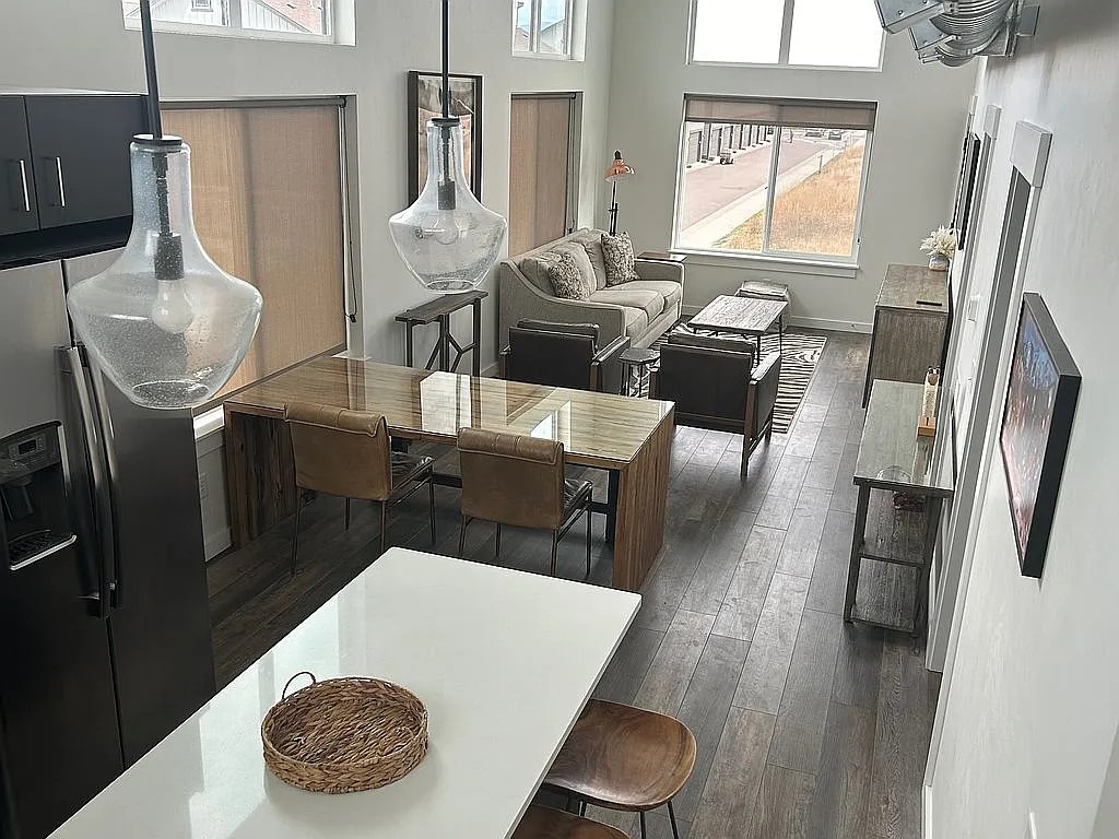 83 Elderberry Loop A