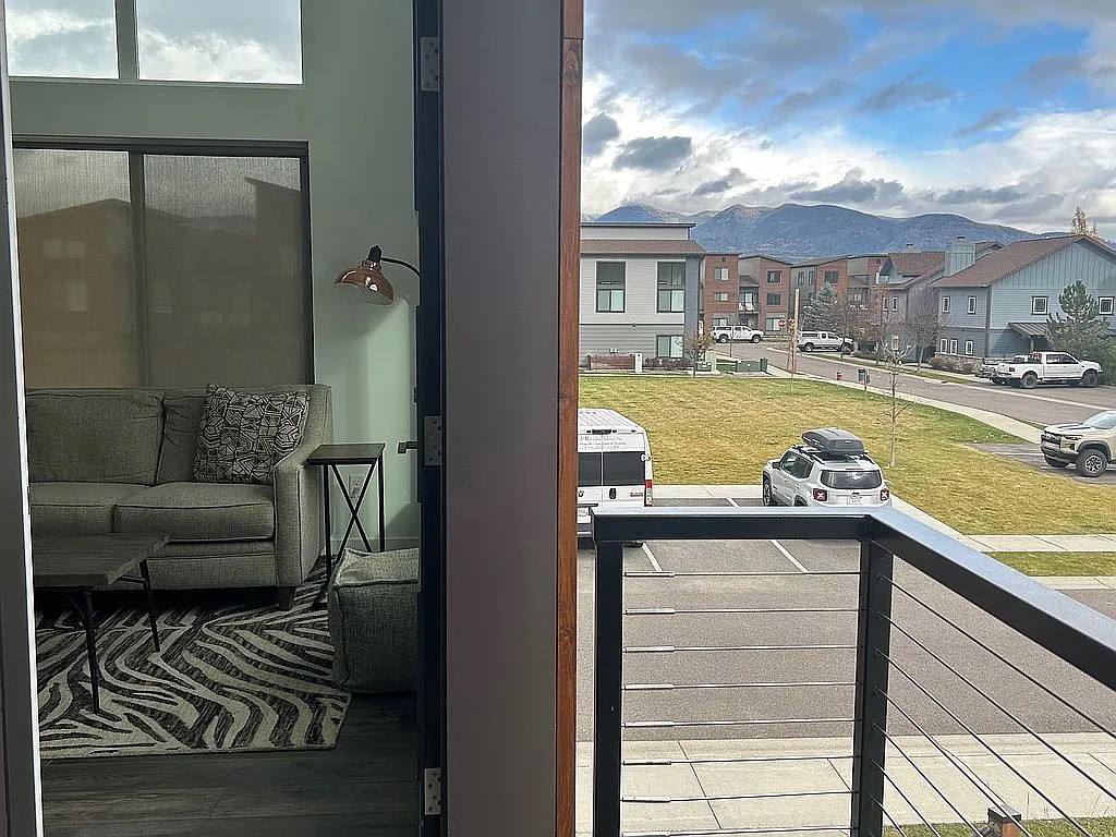 83 Elderberry Loop A