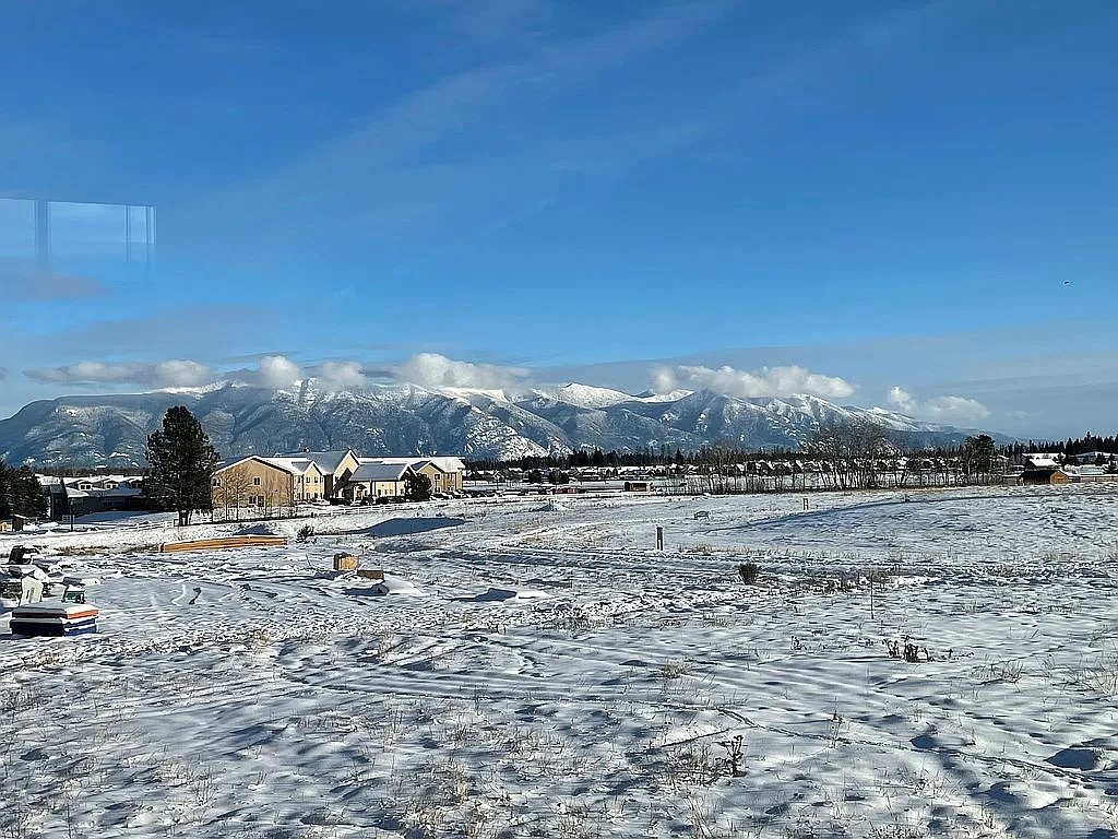 83 Elderberry Loop A