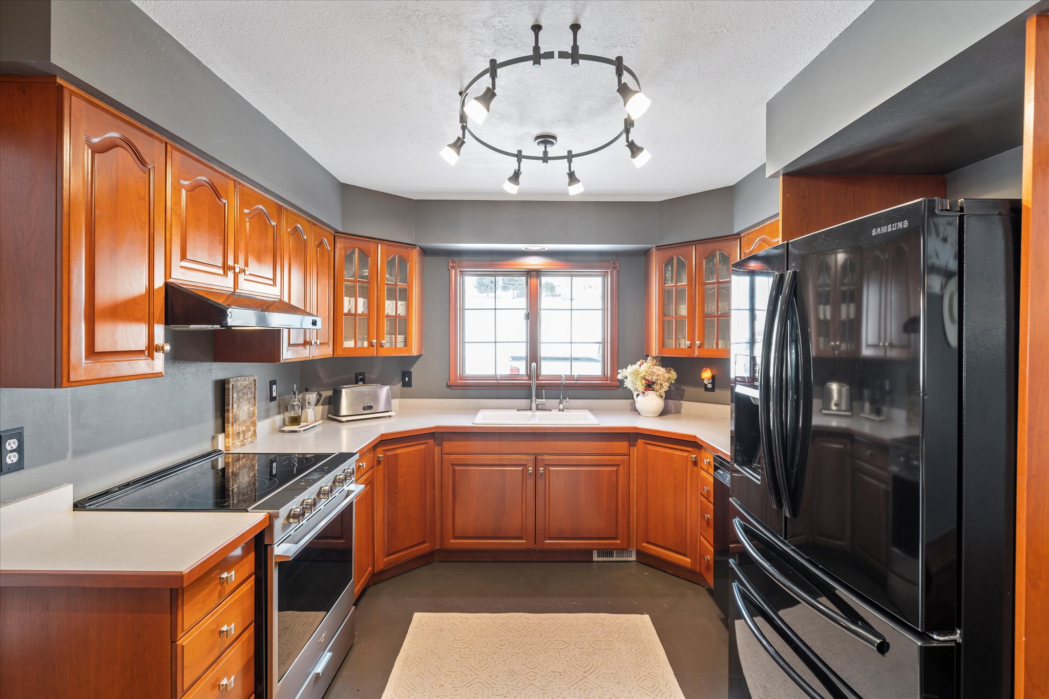 138 Shelter View