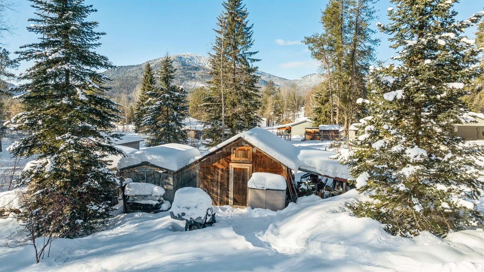 125, 135 & 121 Corbett Lane