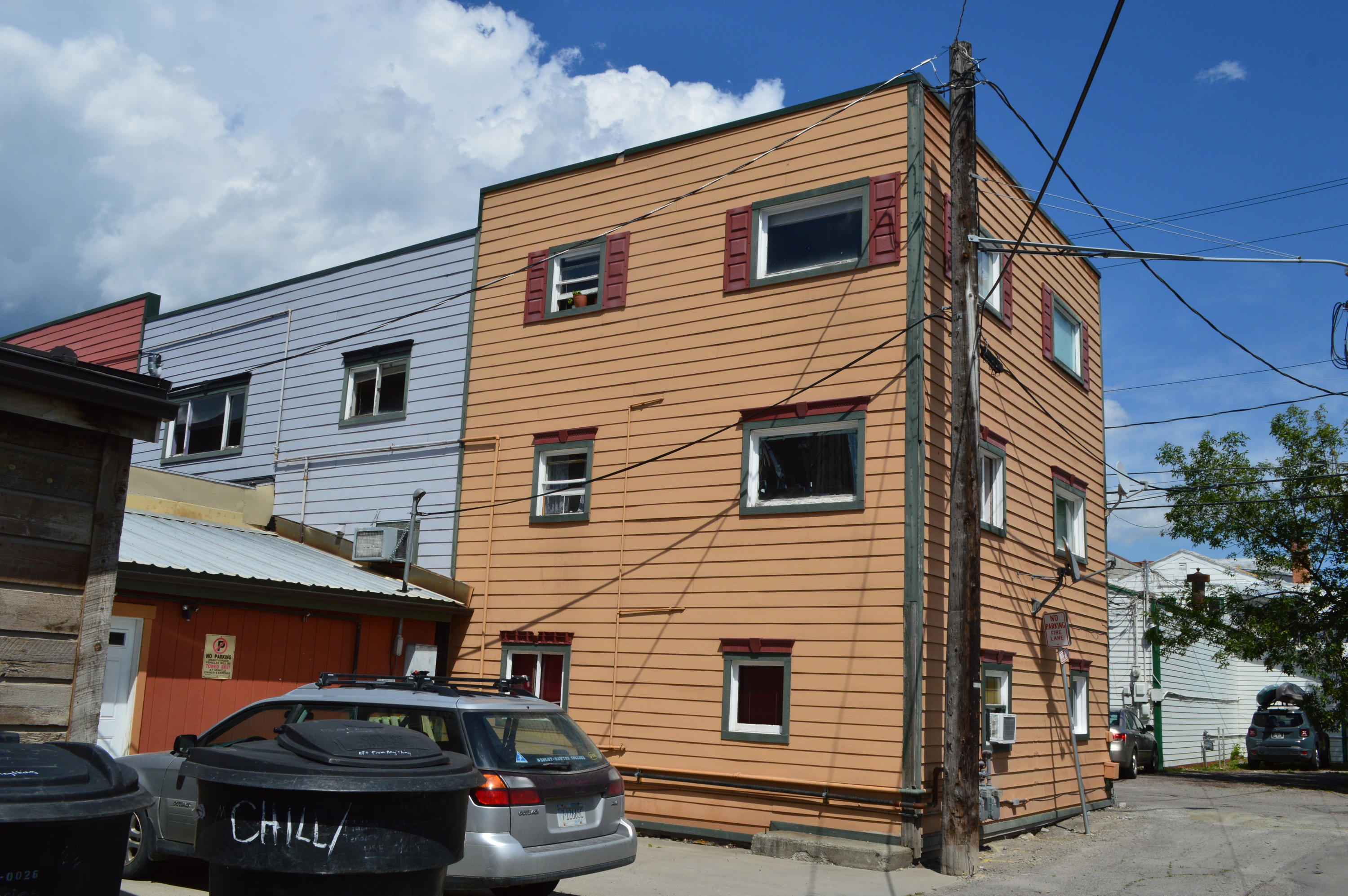 419 E 2nd Street