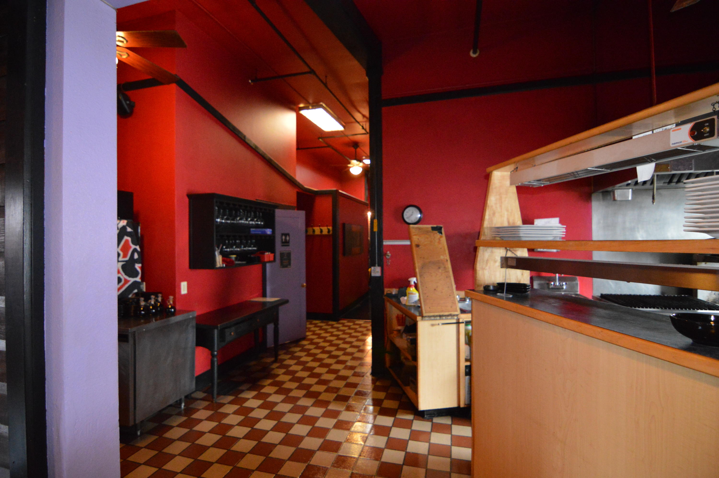 419 E 2nd Street