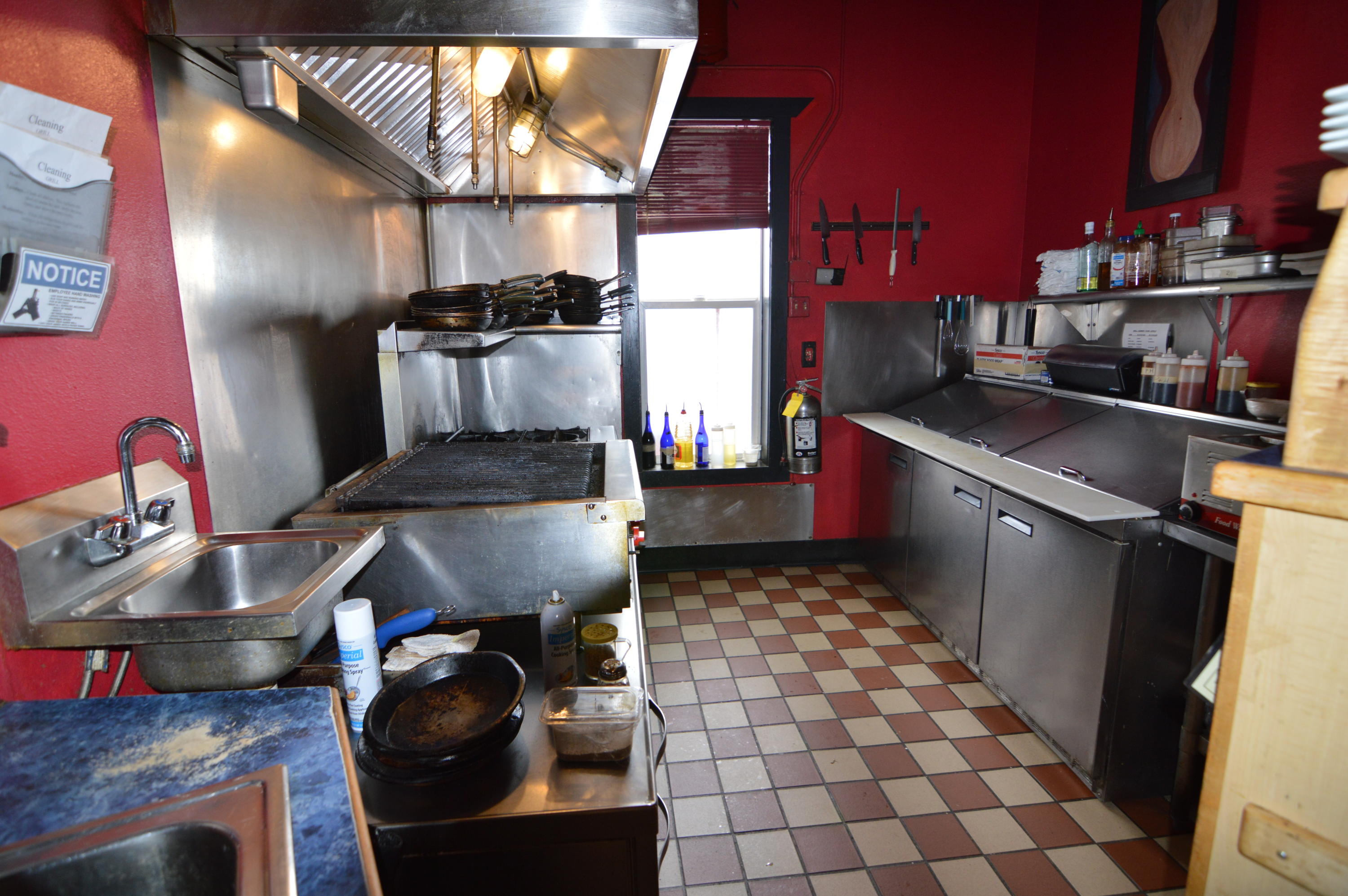 419 E 2nd Street
