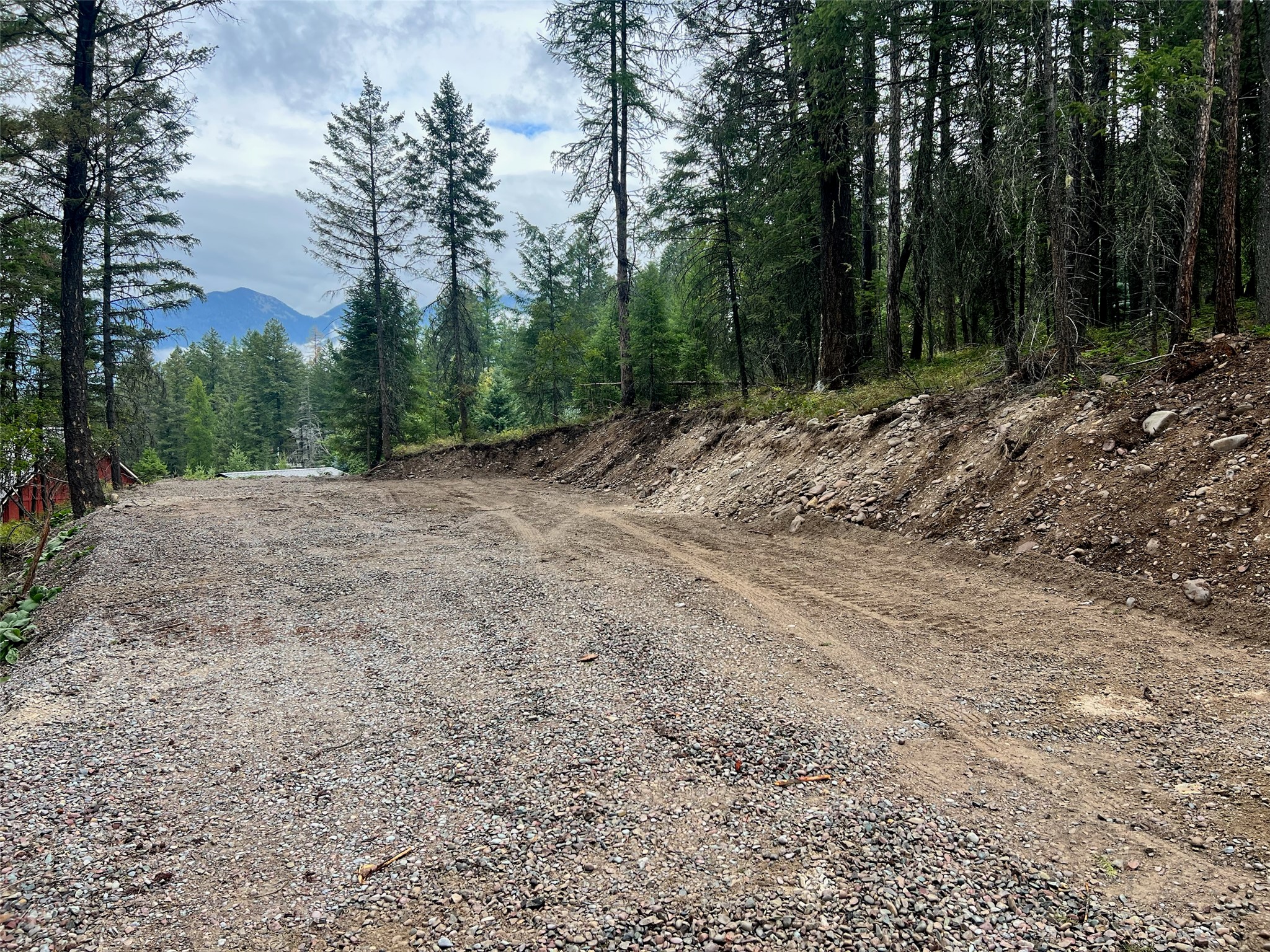 222/226 Many Lakes Drive