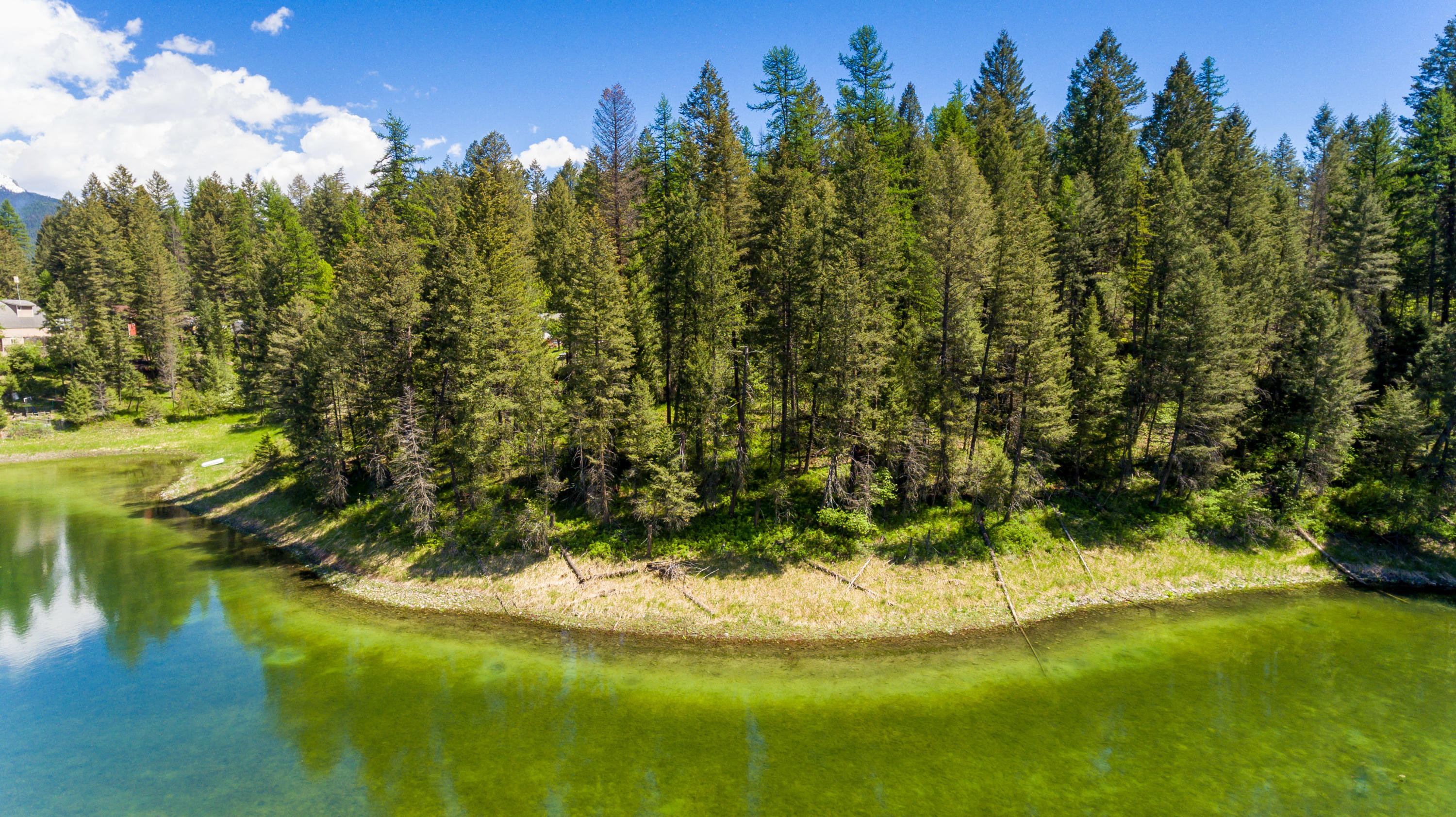 222/226 Many Lakes Drive