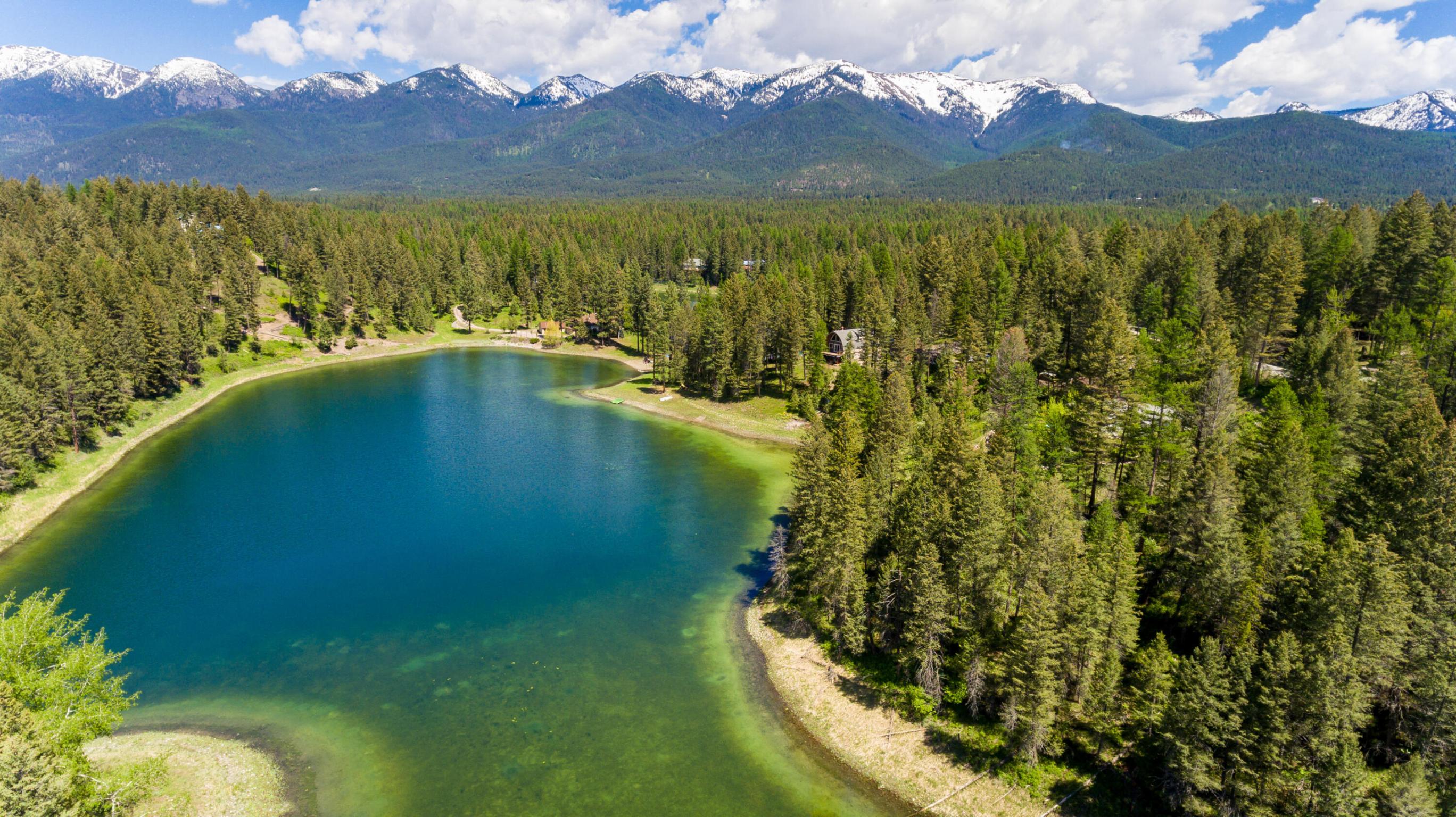 222/226 Many Lakes Drive