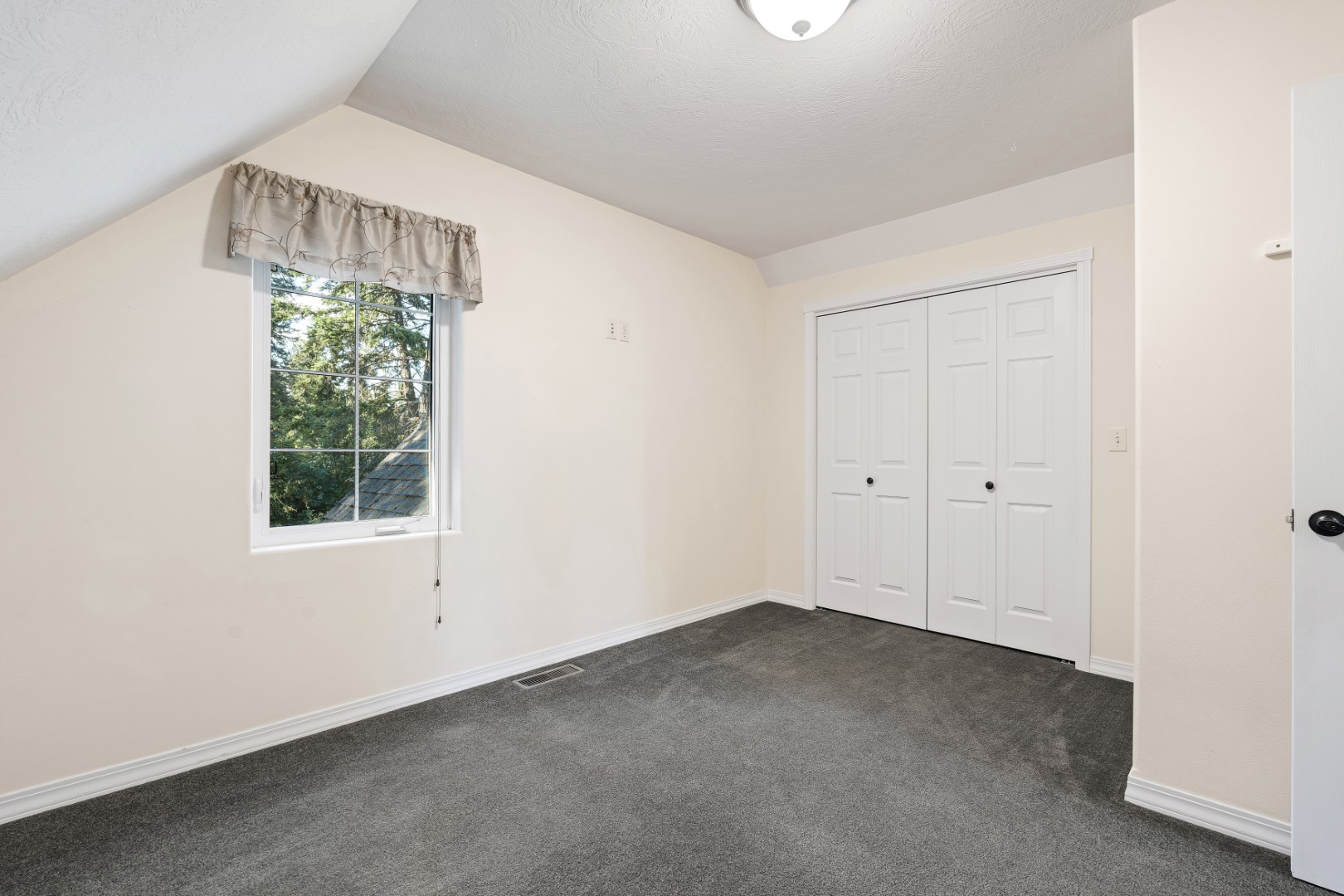 24 River Falls Drive