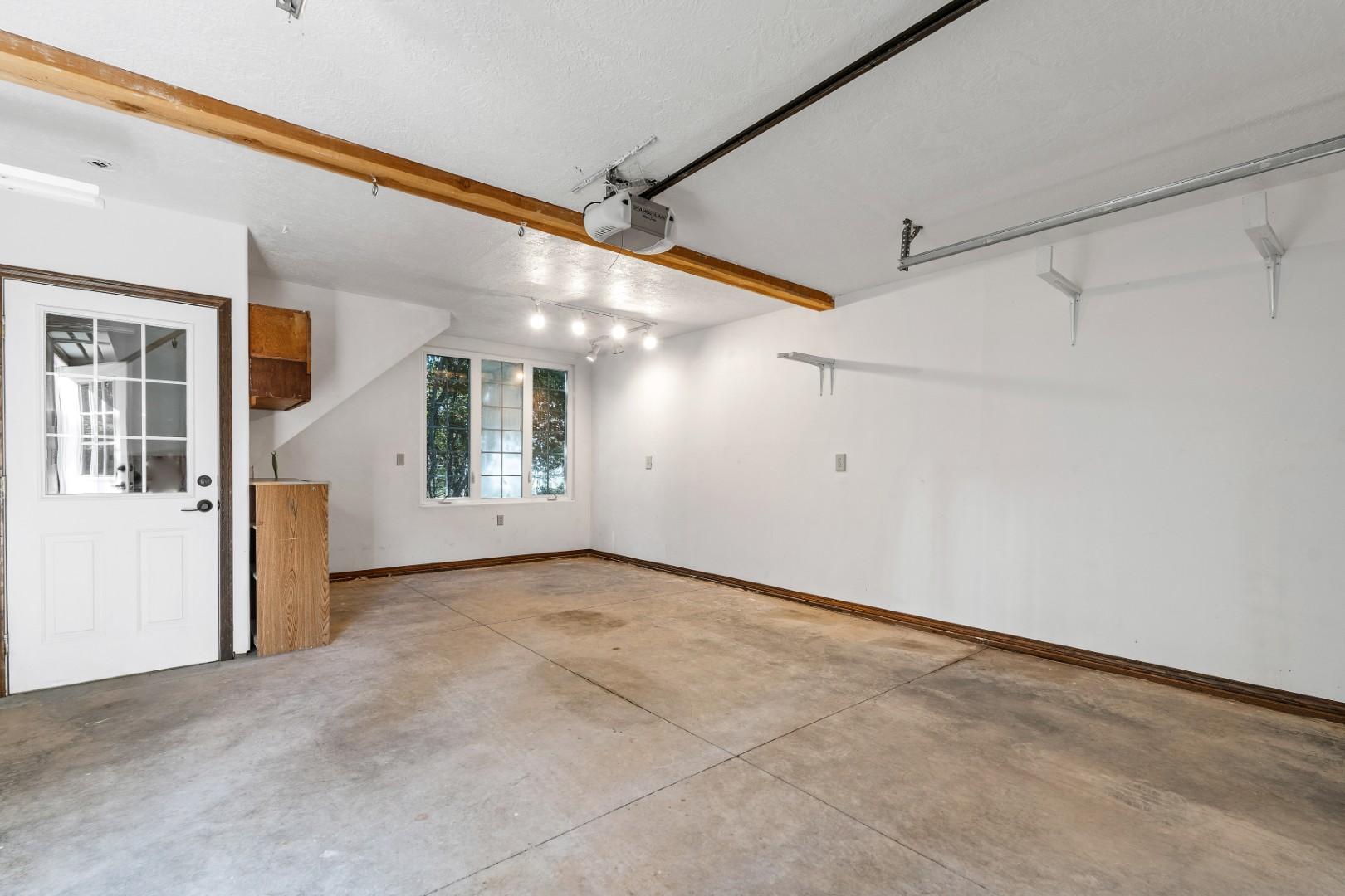 24 River Falls Drive