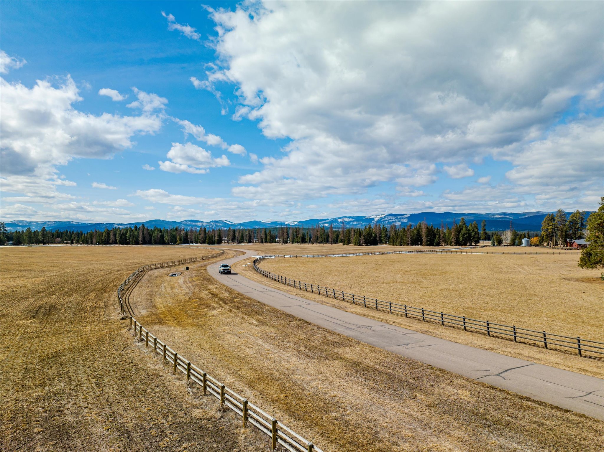 1233 Spring Prairie Ranch Road