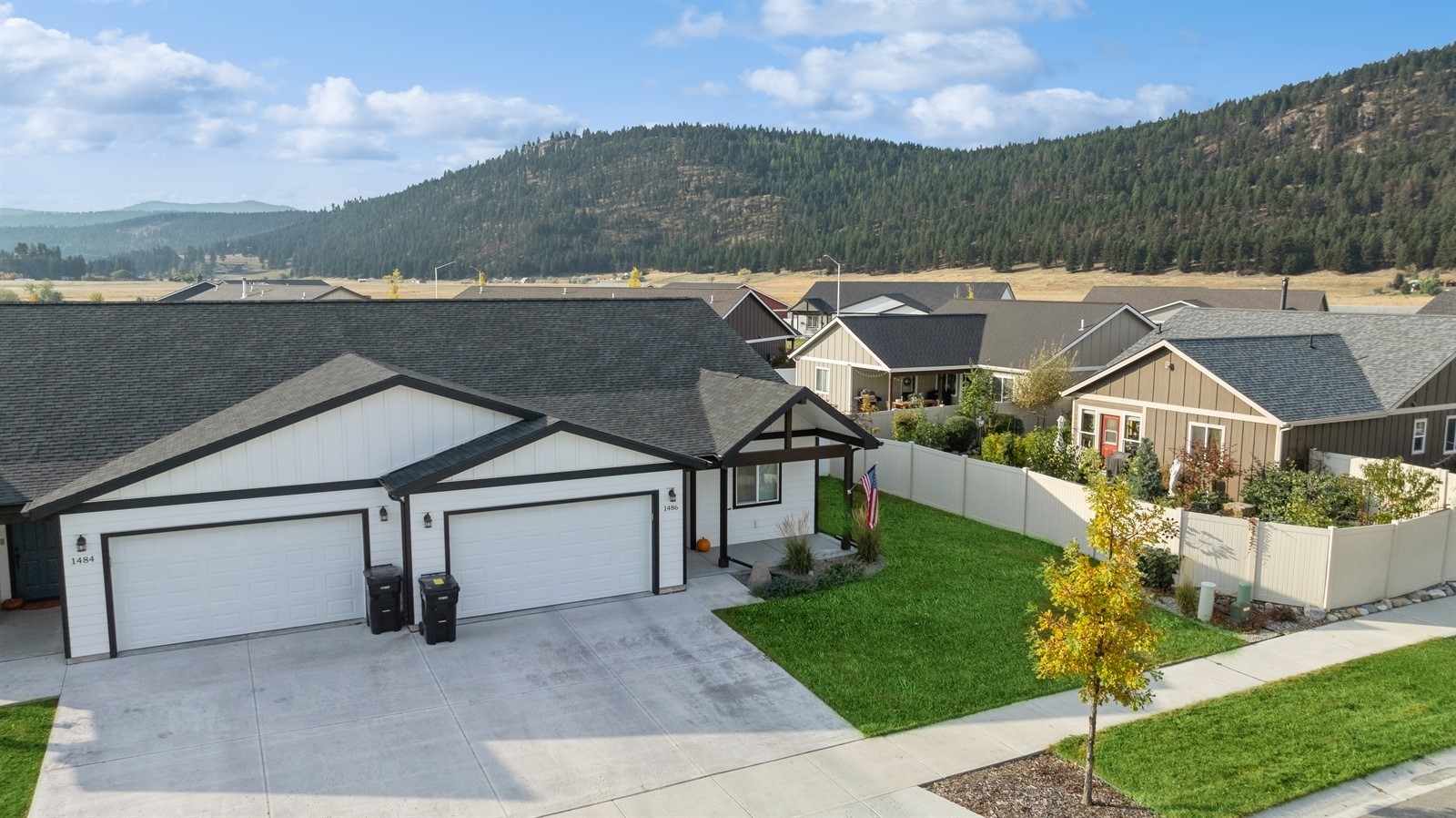 1486 Destiny Lane