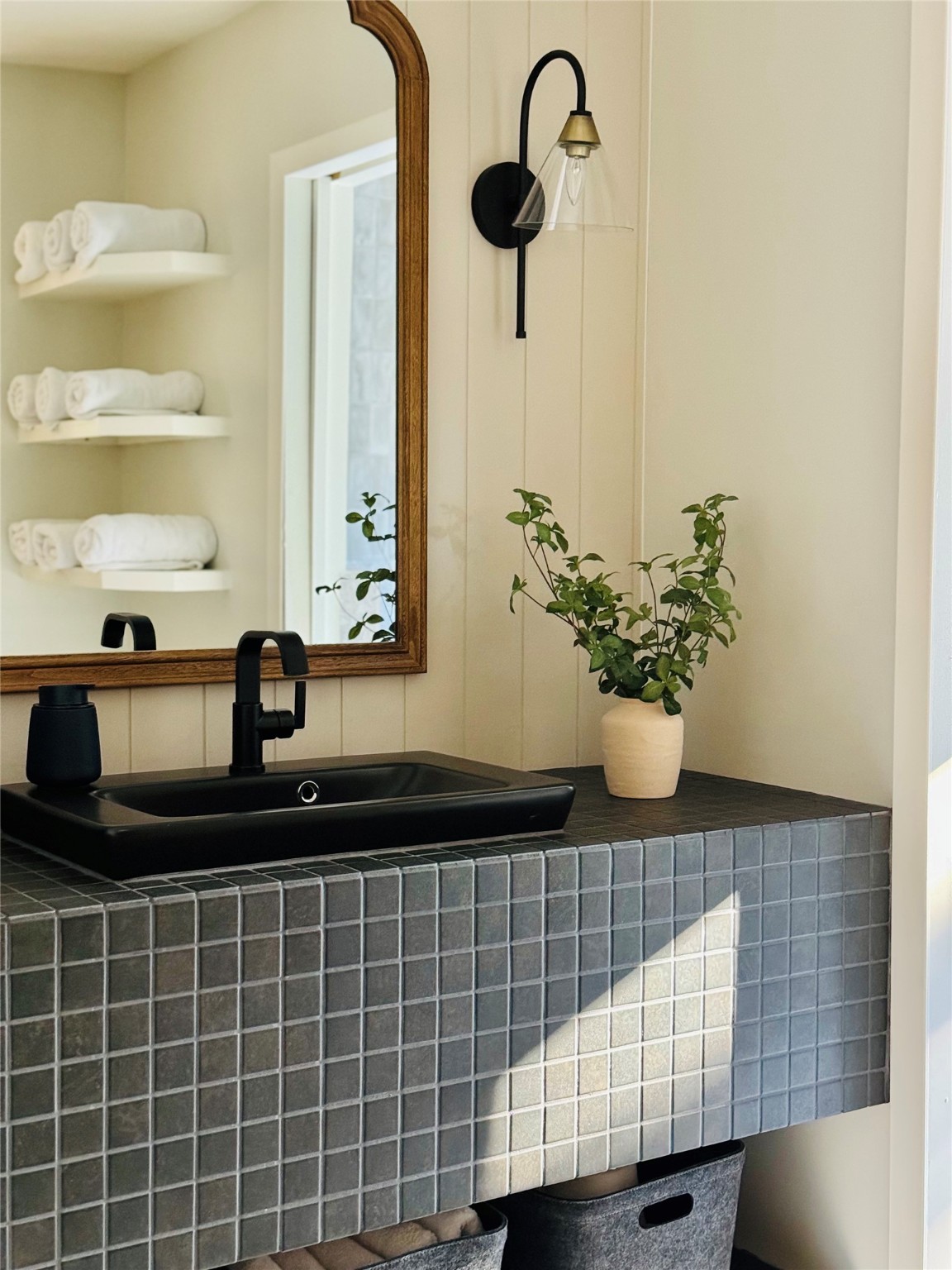 4830 Us Highway 93 S