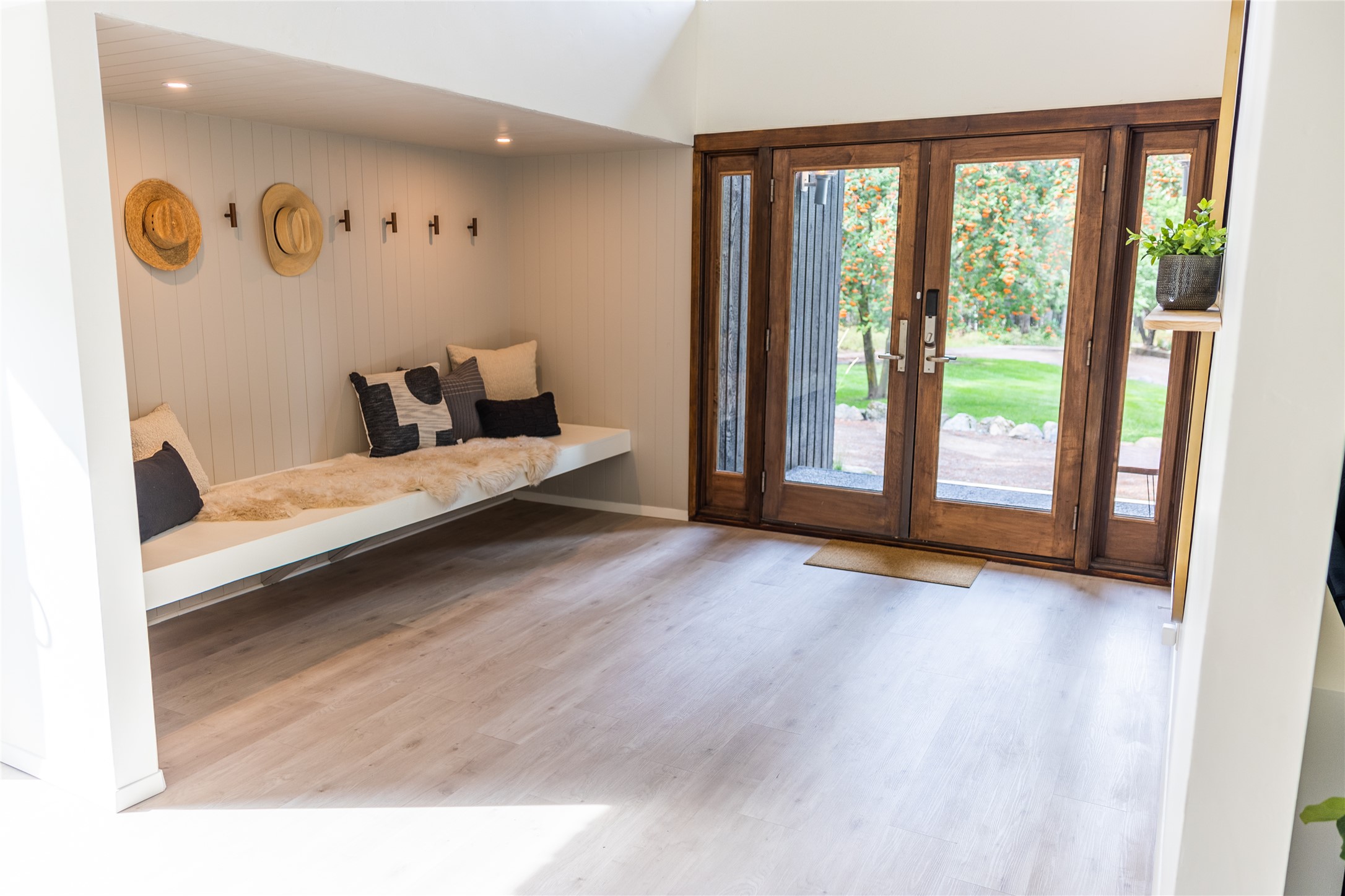 4830 Us Highway 93 S