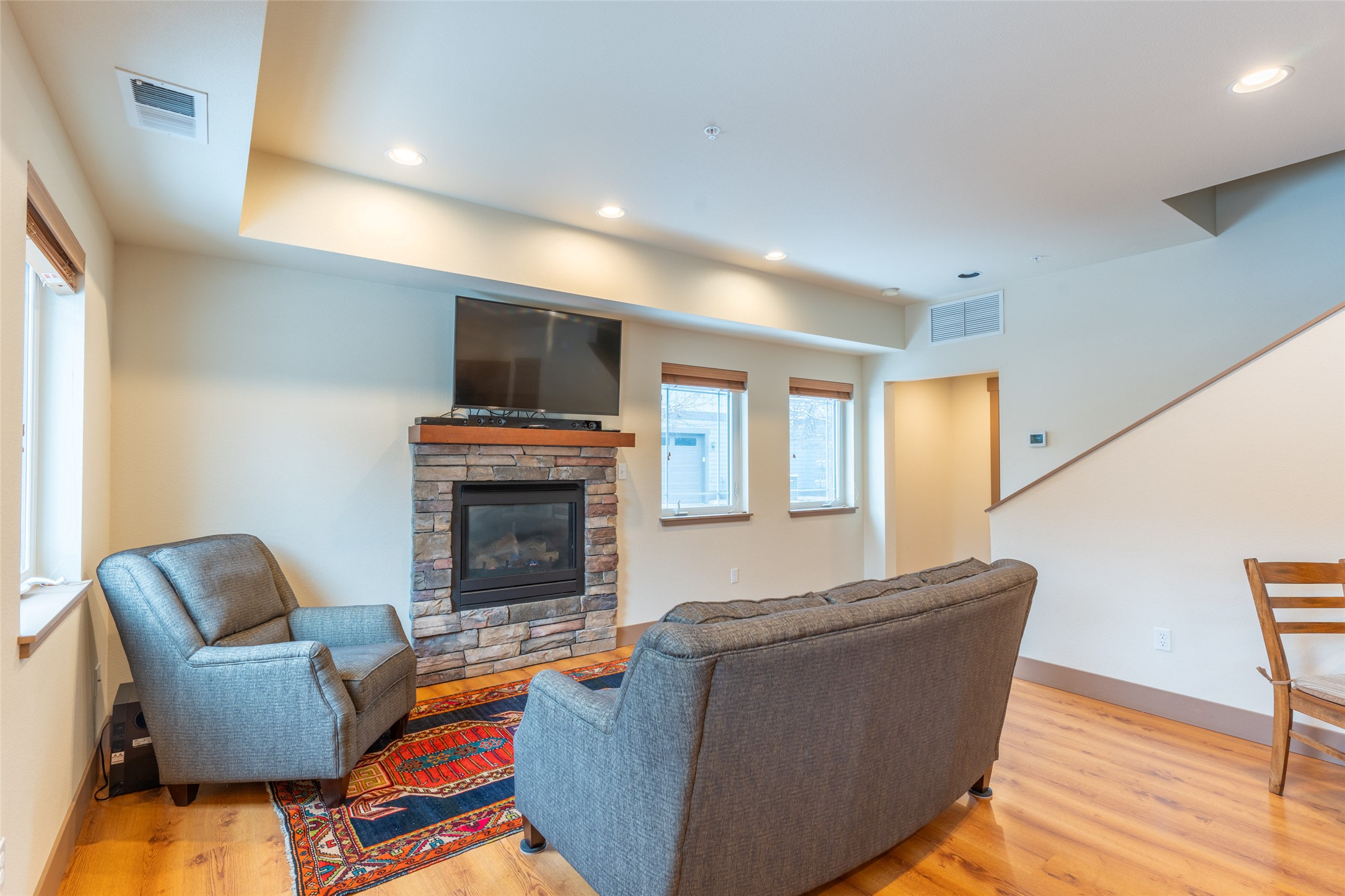 402 Sperry Court