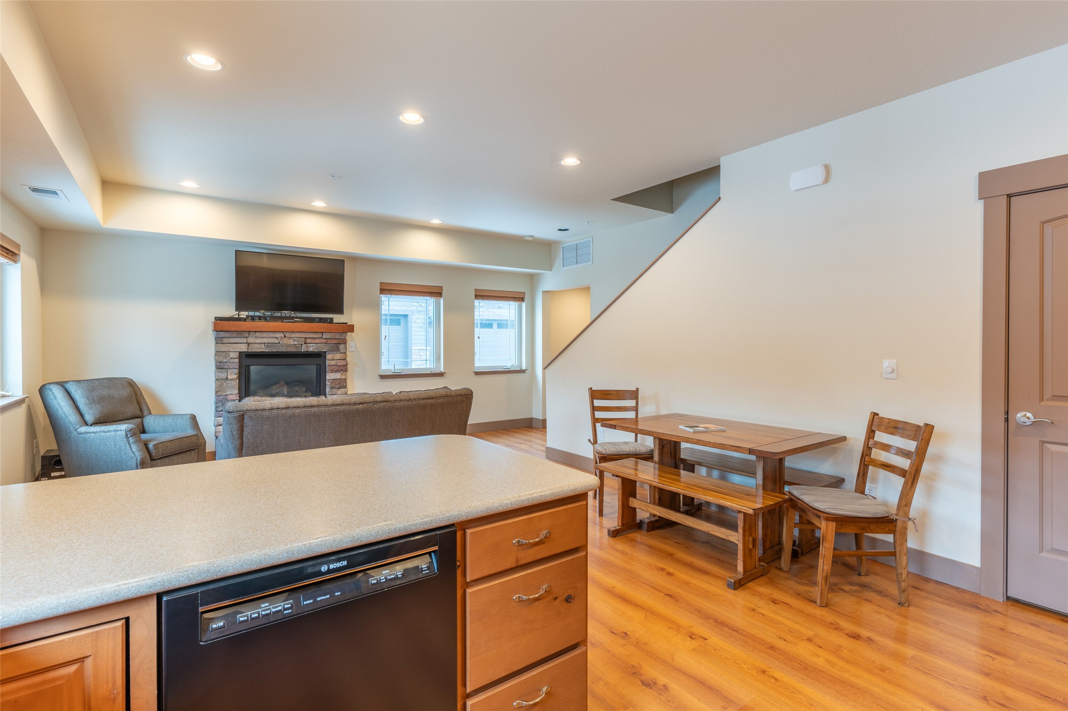 402 Sperry Court